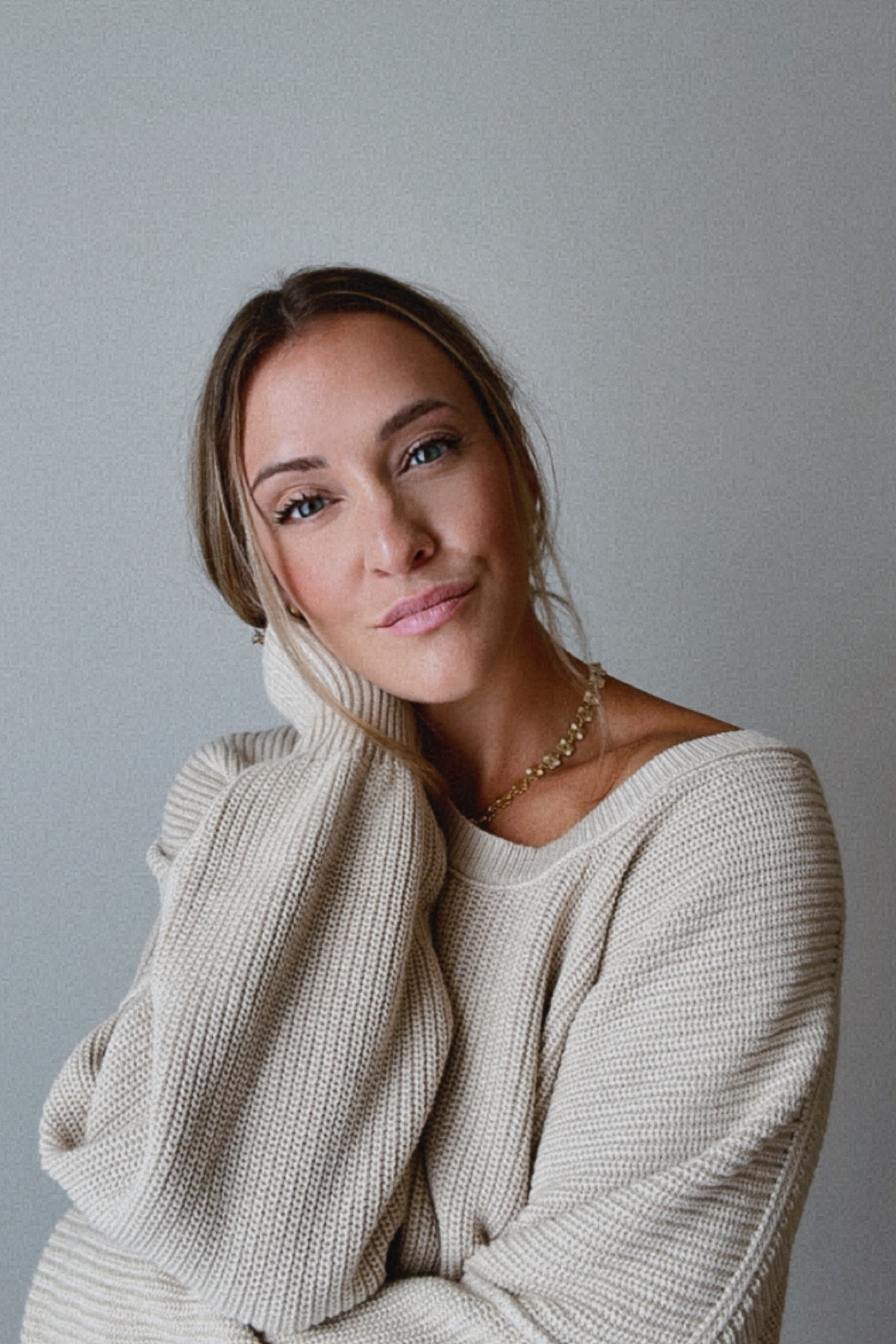 sale sale sale on cute fall things

ae / fall / sweater weather / necklace / earrings / mascaraa

#LTKxNSale #LTKBacktoSchool #LTKSaleAlert