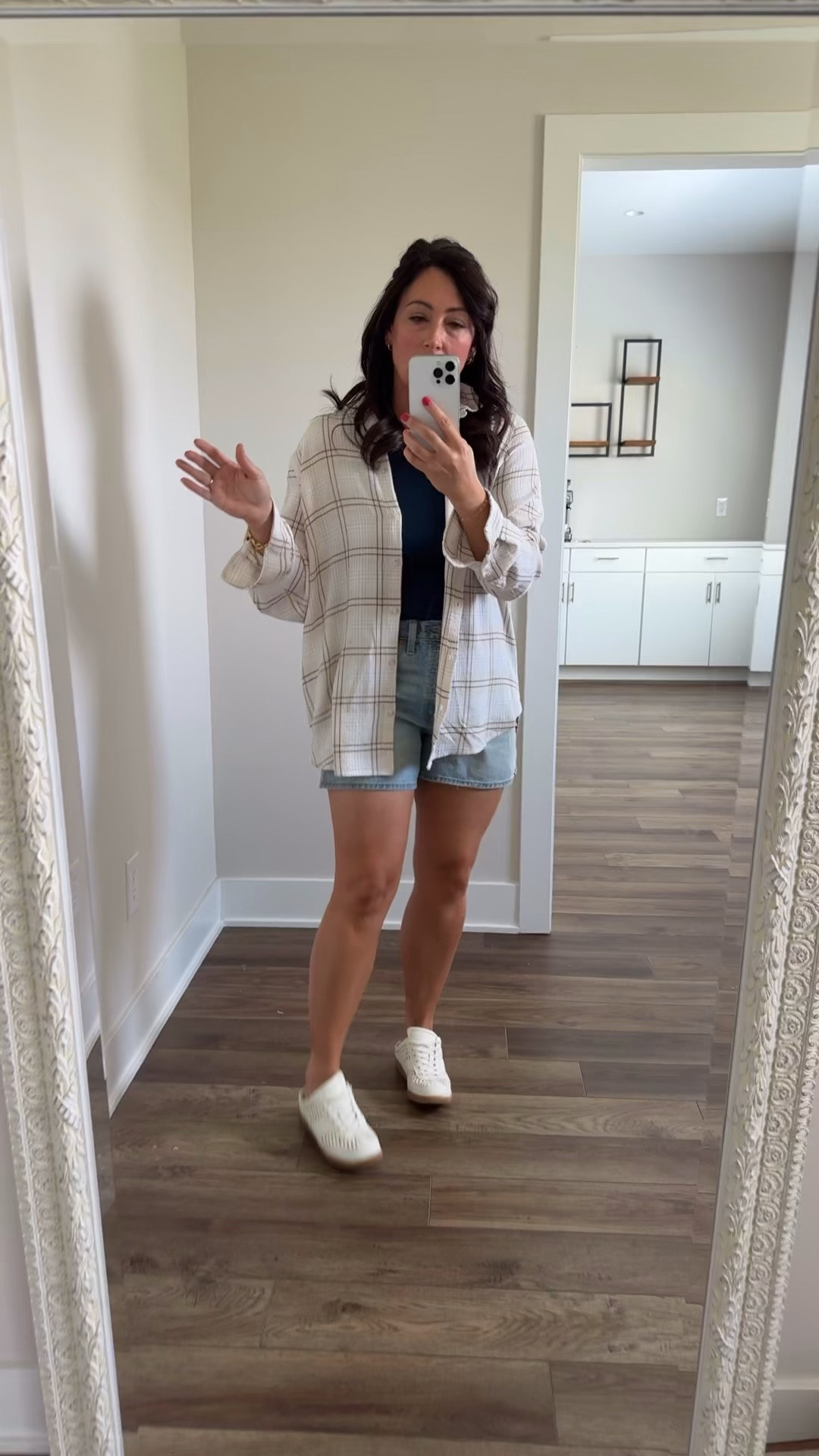 TARGET TUESDAY 🎯 
• large flannel but already an oversized fit, I prefer the medium size 
• size 8 denim shorts 


#LTKdayinmylife #LTKgrwm #LTKootd