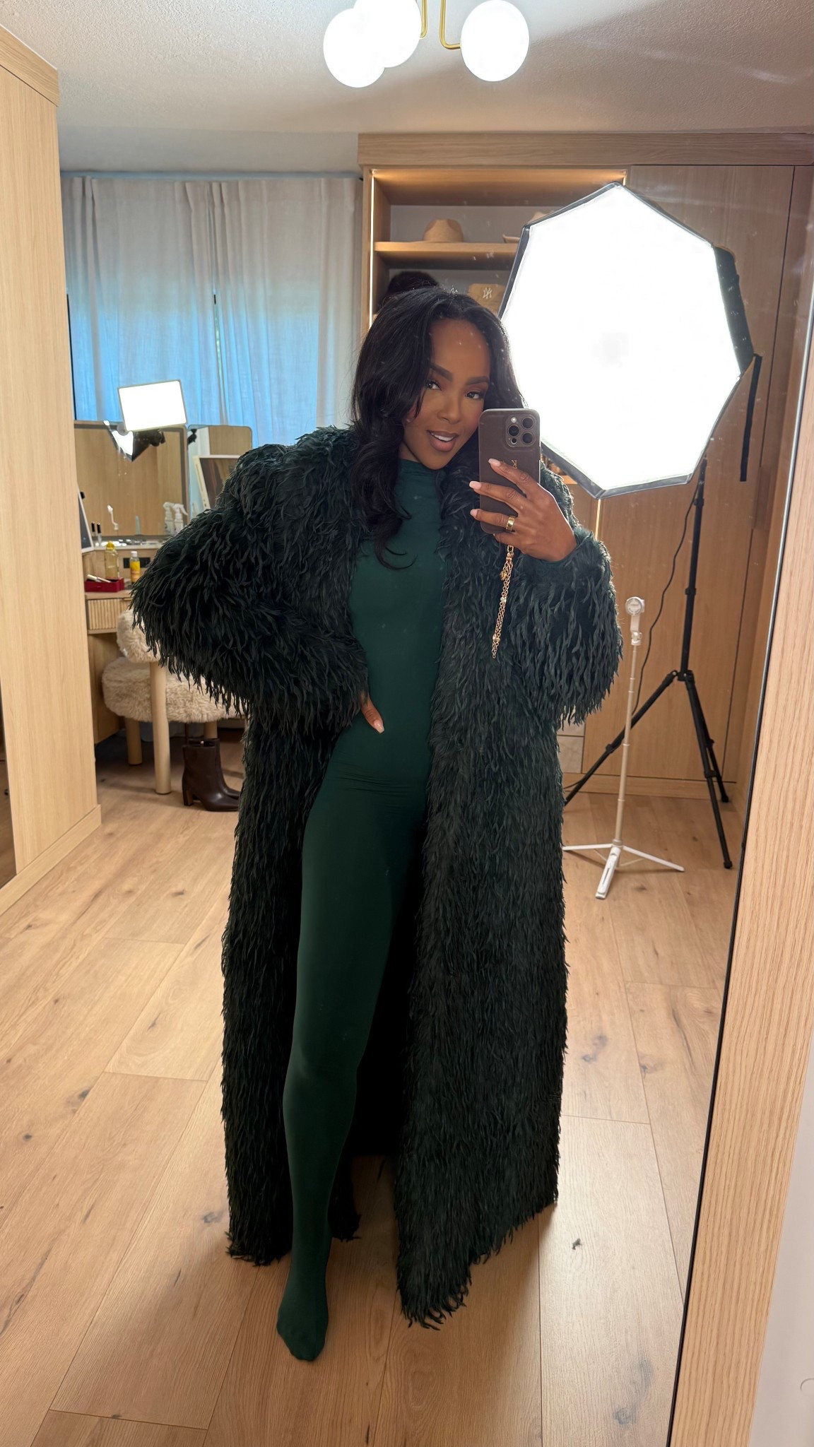 ✨ Sleek, Sculpting, and Made to Move With You

This deep green one-piece is one of those wear-it-on-repeat staples that works hard in your wardrobe. The fit hugs in all the right places while still feeling comfortable enough for everyday wear. Style it solo for an elevated lounge look, layer it with an oversized coat and boots for errands, or dress it up with heels and statement jewelry for a night out.

It’s versatile, flattering, and truly seasonless — the kind of piece where the cost per wear drops fast.

Perfect for:
• Casual days
• Travel outfits
• Layering moments
• Dressed-up athleisure looks

Tap to get details and shop this look directly on LTK.

Follow me on Instagram and YouTube @kirasfashionfinds


Comment SHOP below to receive a DM with the link to this post on my LTK ⬇ https://liketk.it/5JHys #ltkpetite