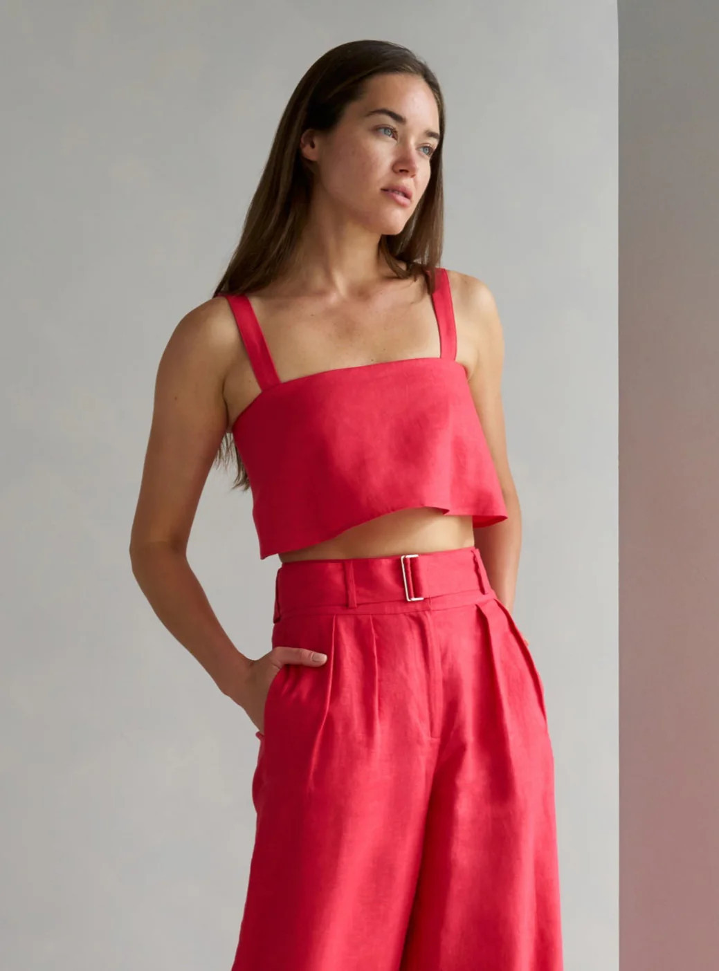 CAITLYN CROP BRIGHT RED / S | Hevron