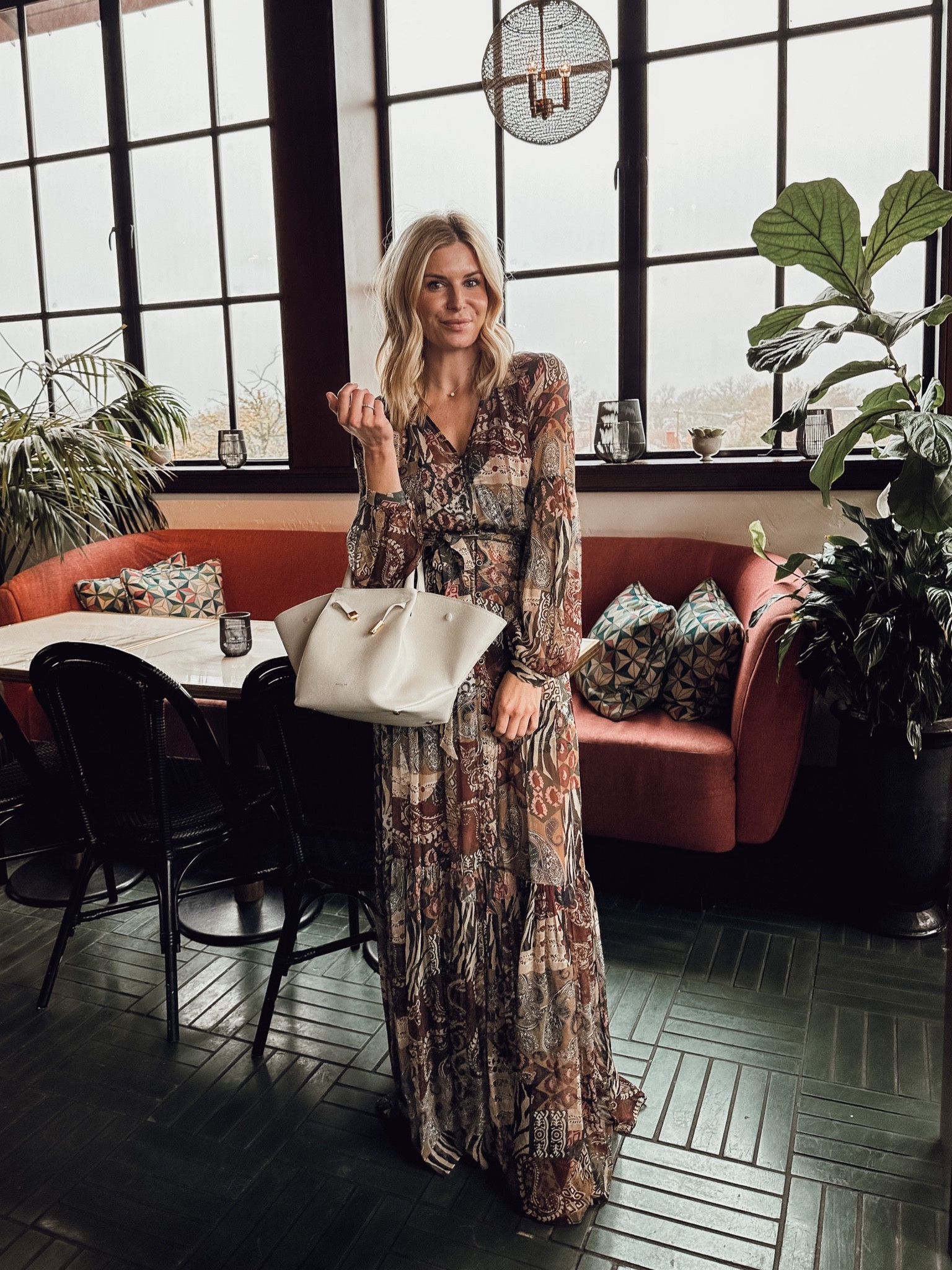 Still a few left in this Veronica Beard dress on major sale + linking some similar options! 

#LTKFind #LTKstyletip #LTKsalealert