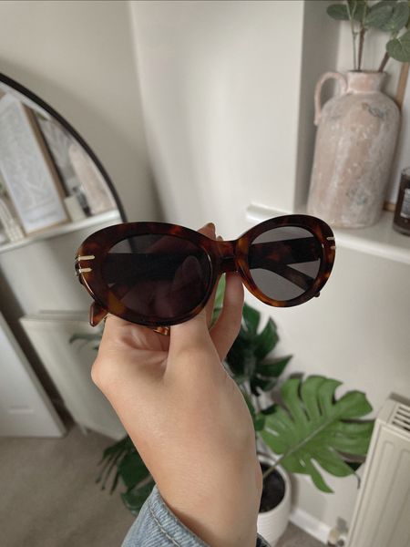 Celine sunglasses dupe from H&M 

#LTKeurope #LTKSeasonal #LTKunder50