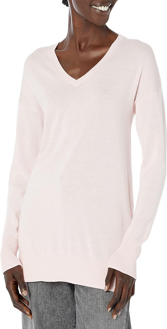 Amazon Essentials Women's Lightweight Long-Sleeve V-Neck Tunic Sweater (Available in Plus Size) | Amazon (US)