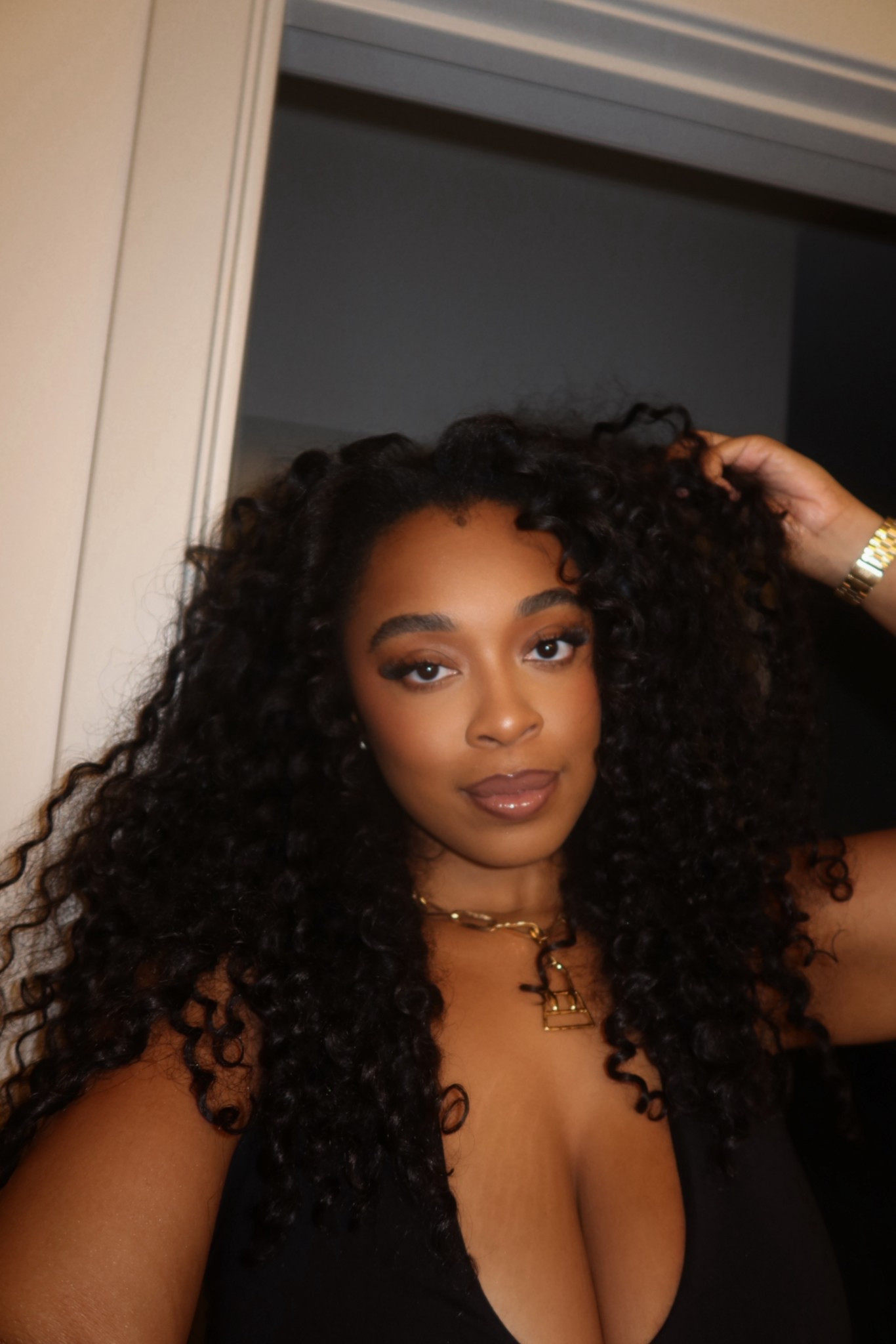 Flawless makeup for a night out! 

#LTKBeauty