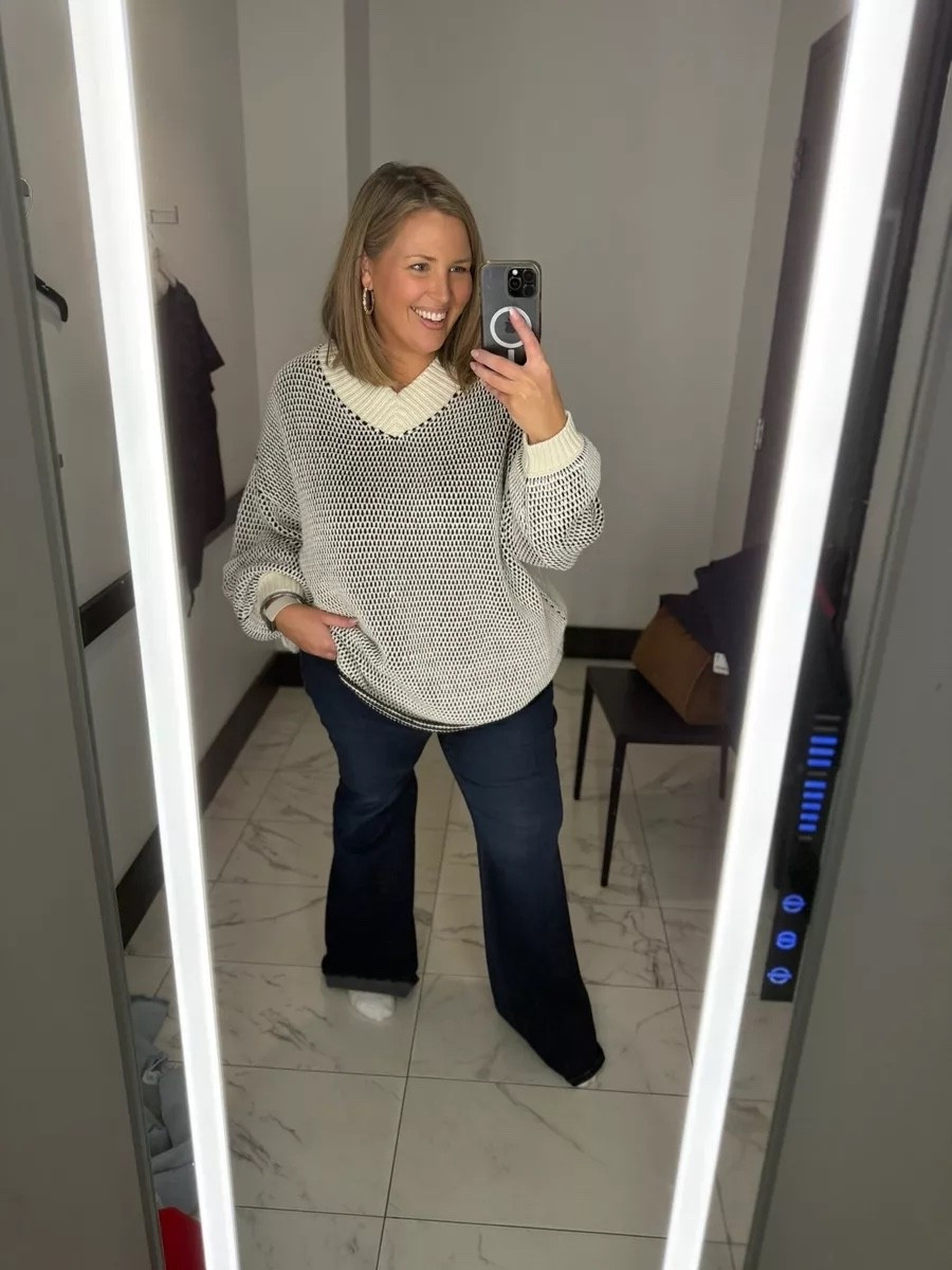 SALE ALERT!!! This outfit is on sale!! Wearing a XL, jeans are 20!

Plus size fashion, everyday outfit ideas, in store try on haul, mom style, fall fashion, nyc outfit ideas, midsize fashion

#LTKPlusSize #LTKSaleAlert #LTKMidsize