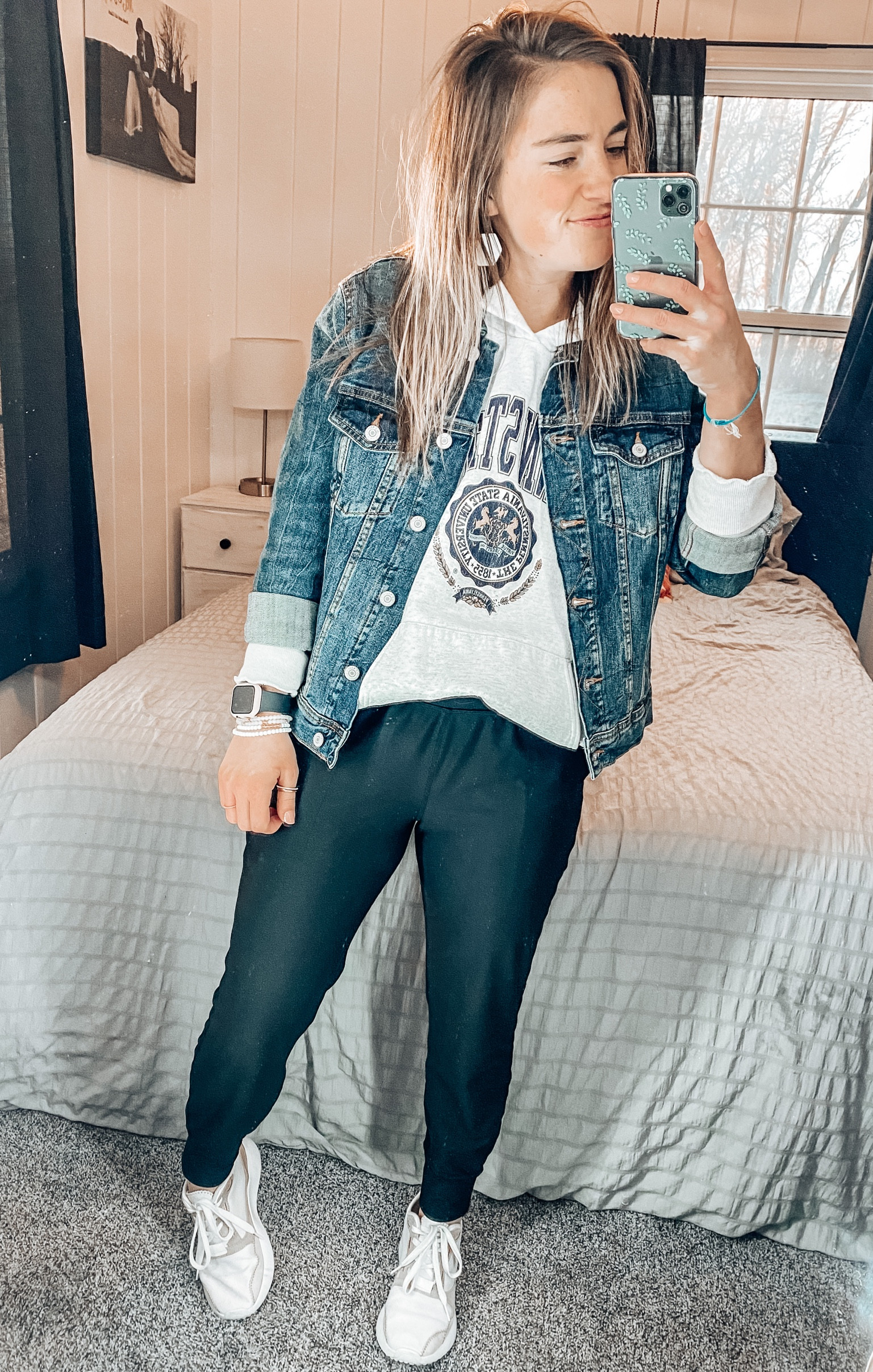 Joggers 
Jogger pants 
Jogger pants outfit 
How to style a hoodie 
Jean jacket outfit 

#LTKFind #LTKstyletip