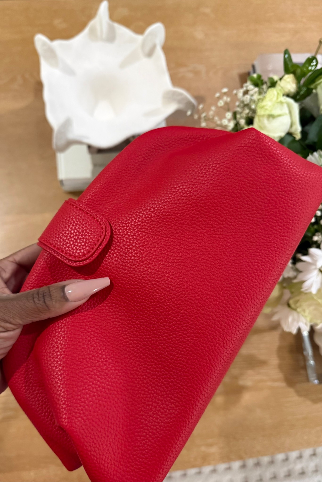 Such a gorgeous red! Isn’t she a beauty? And it’s so affordable ! Only $20 

#LTKSeasonal