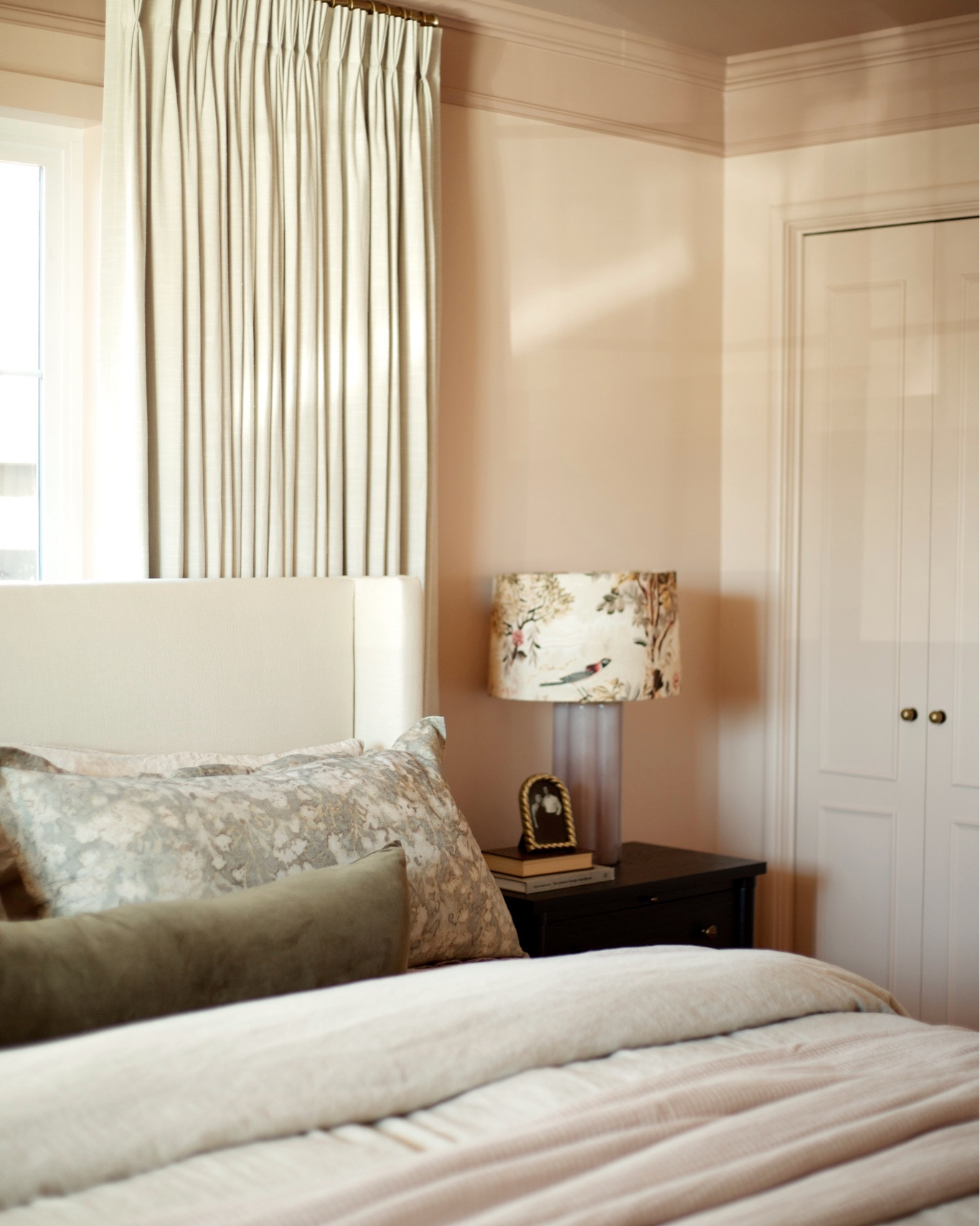 Shop our bedroom here 💗

#LTKHome #LTKSeasonal #LTKSaleAlert