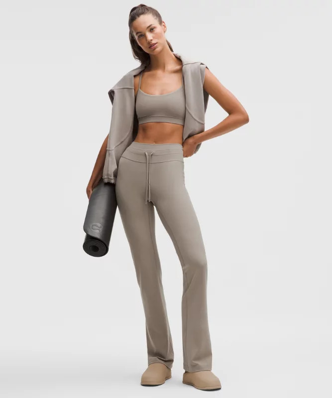 Groove High-Rise Bootcut Pant
Short | lululemon (AU)