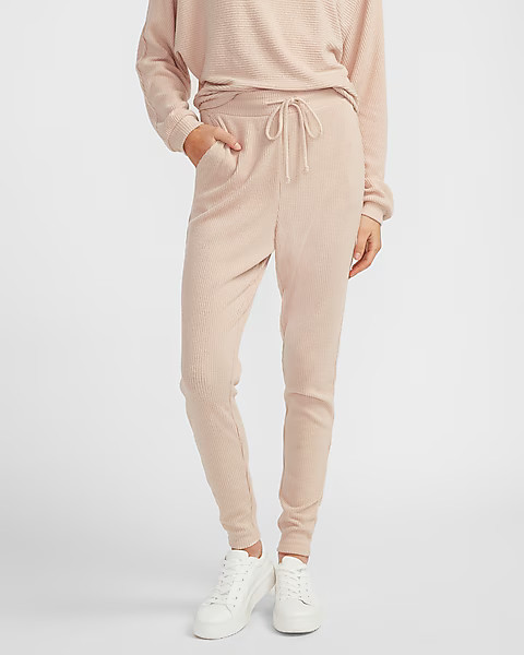 Super High Waisted Soft Ribbed Leggings | Express