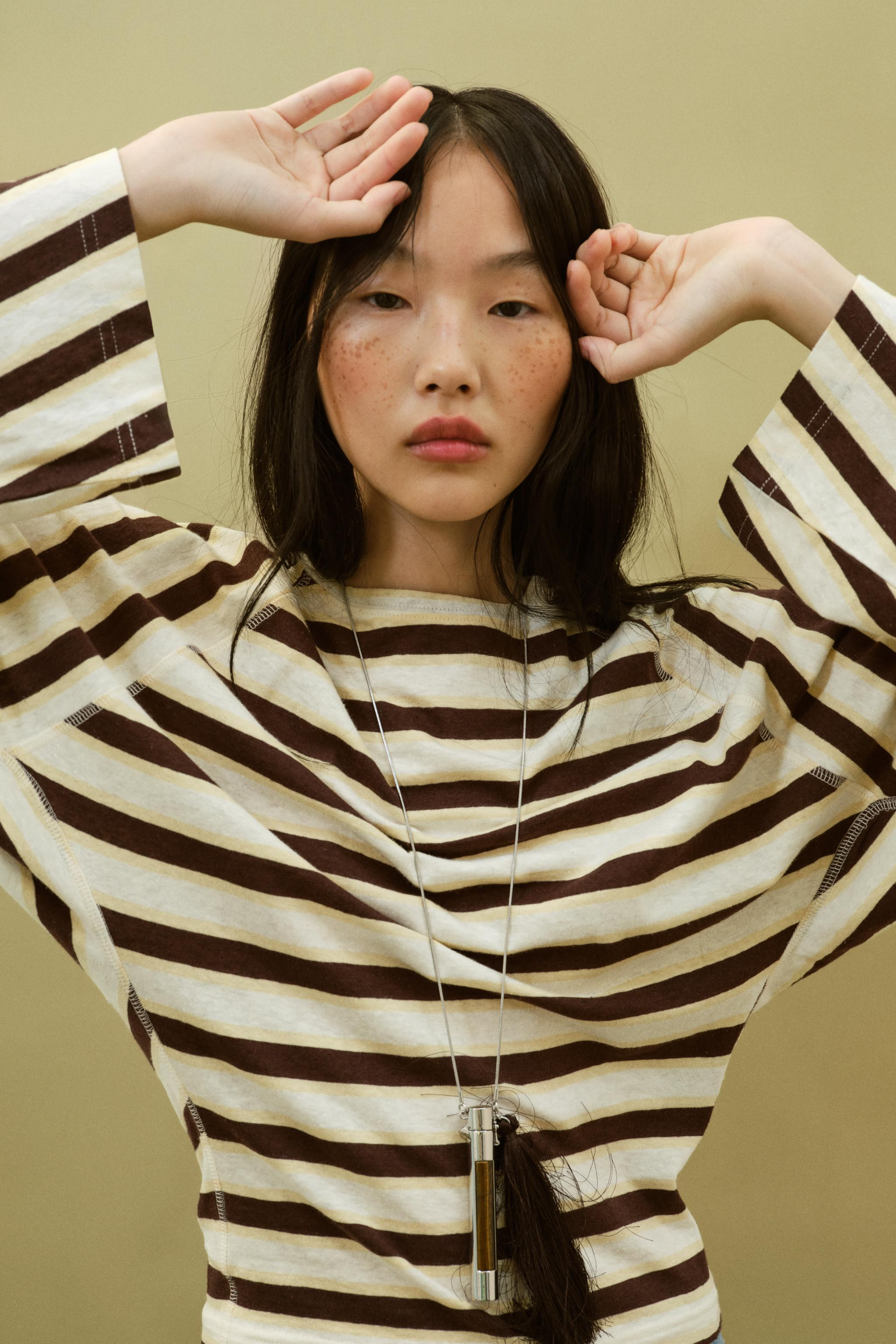 STRIPED COTTON AND LINEN T-SHIRT | Zara US