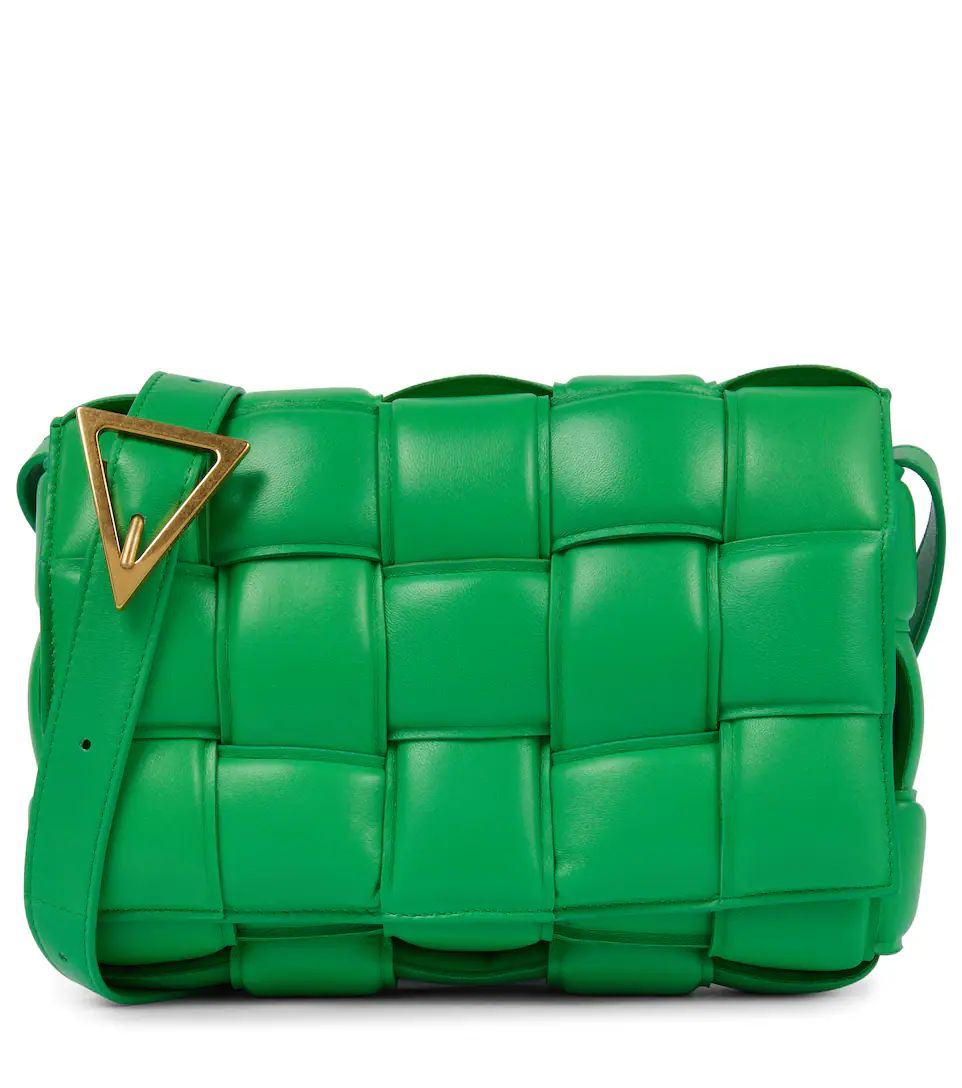 Padded Cassette leather shoulder bag | Mytheresa (DACH)