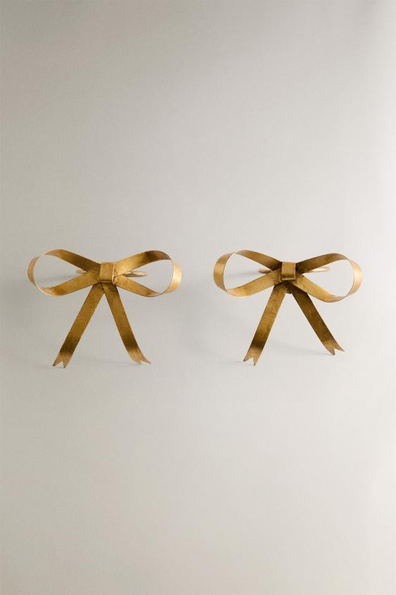 SET OF CHRISTMAS BOW NAPKIN RINGS (SET OF 2) | Zara US