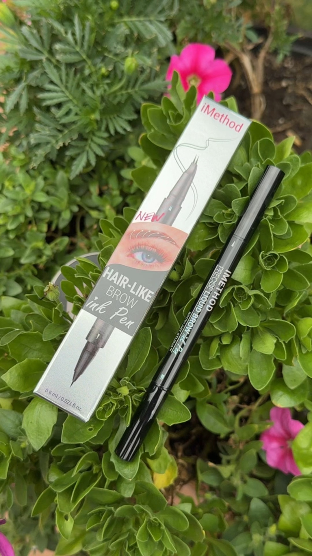 
The iMethod double-ended waterproof eyebrow pencil allows you to easily draw, shape & define your brows with a precise micro-fine brush-top applicator and a 3-prong micro-fork tip brow applicator. SO easy to use & drlivers up to 24 hour wear and is smudge-proof, water-proof, sweat-proof 🤝🏼

#LTKFallSale #LTKStyleTip #LTKBeauty