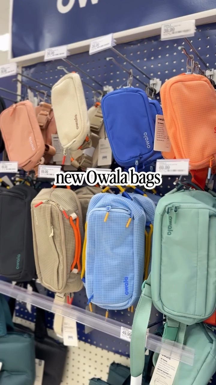 Owala lovers here is a bag you need for your water bottles! The Owala in the video is a 24oz bottle☺️♥️

#target #newattarget #targetfinds #owala #owalacrossbody