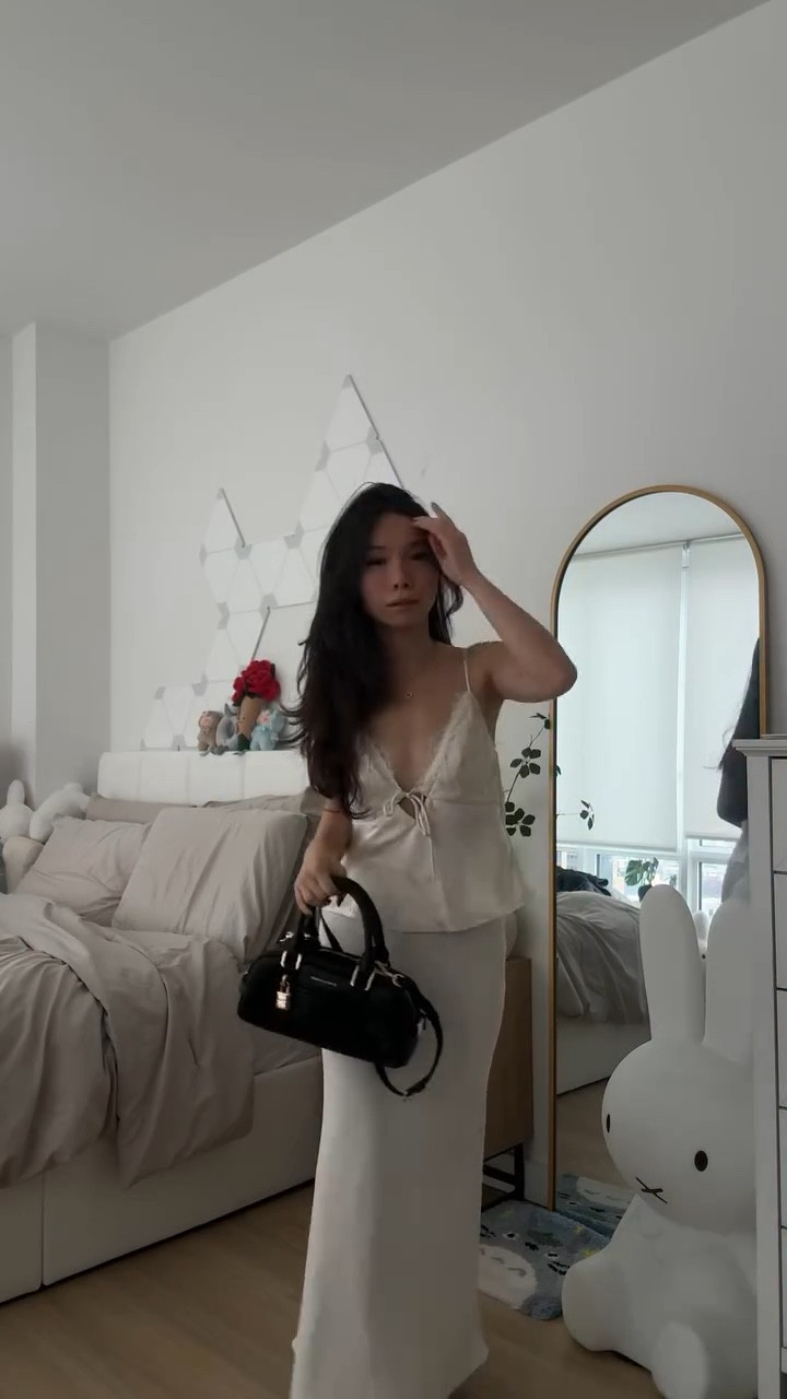 one bag — three ways ♡ ft. the scottie bowling bag from @charleskeithofficial #ImwithCharlesKeith #CharlesKeithCommunity