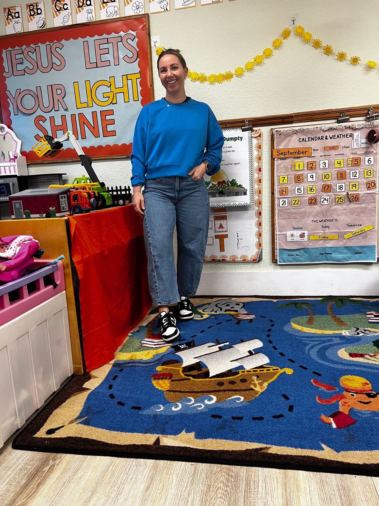 Easy teacher OOTD

Jeans 28 
Top M
Shoes 8.5

#LTKStyleTip #LTKSeasonal #LTKWorkwear