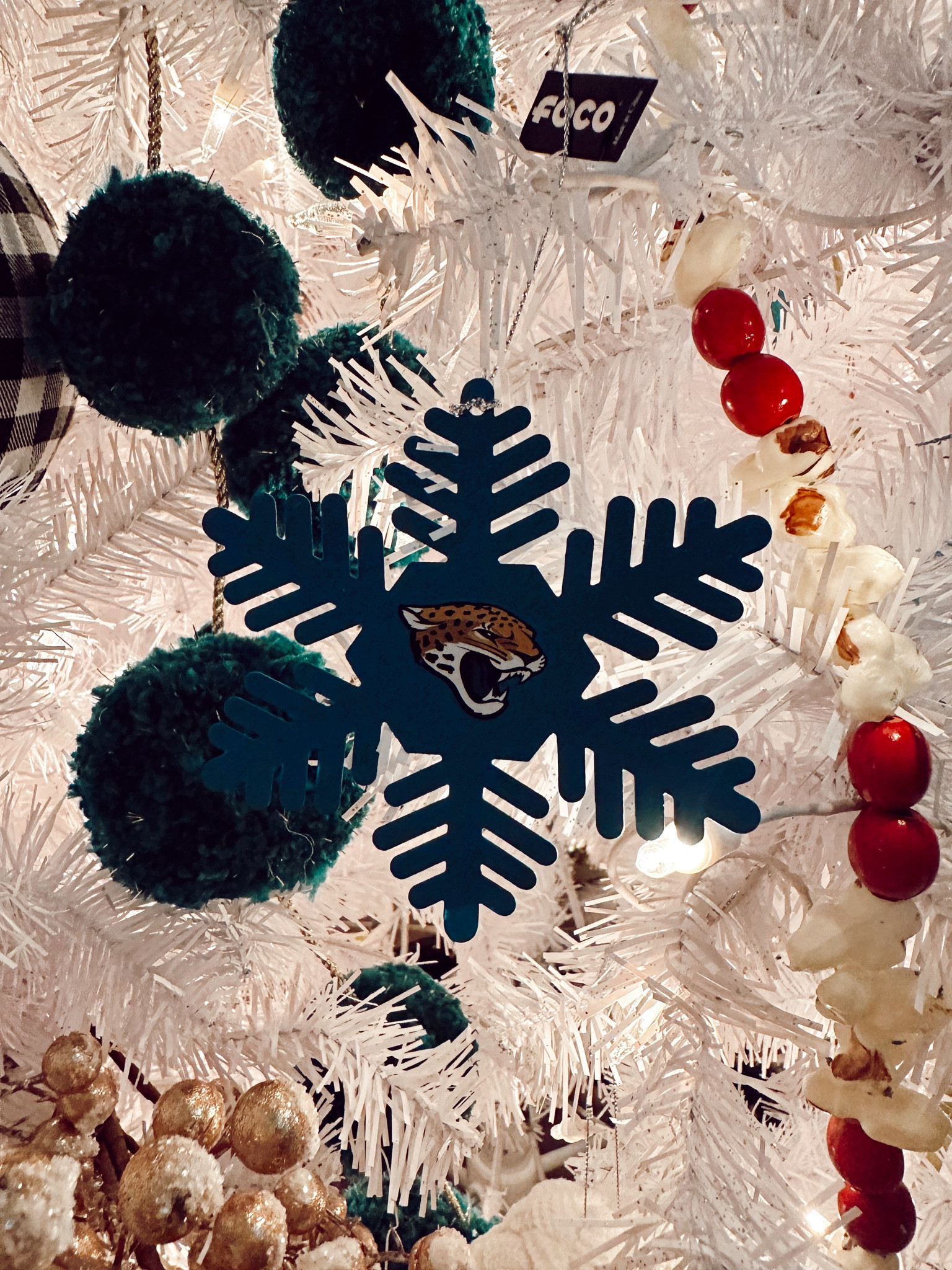 Media room tree up close! 

#christmastreedecor 

#LTKSeasonal #LTKhome #LTKHoliday