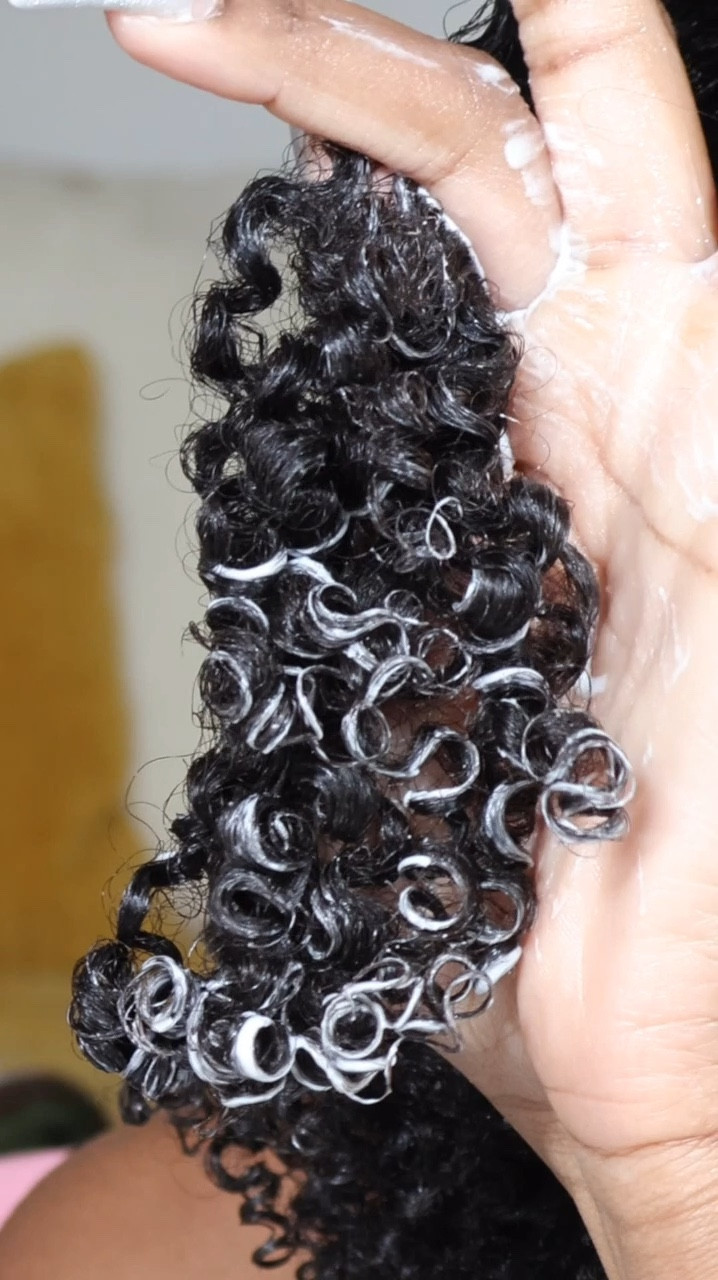 First Wash Day of The Year - I had to use @olaplex to set the tone!!

This wash n go has me feeling like a new woman! It's been a few months since I've worn my hair this way and I didn't realize how much I missed this style 🥹💕 I mean yes the curls always eat but there's something about rocking a wash n go that makes me feel like a literal goddess! 

My hair desperately needed moisture & restoration after doing fiftylem hairstyles in December. I can count on @olaplex to get me right! Full wash day details drop tomorrow! Turn your post notifications on cause this one is special 😭🫶🏾


#LTKStyleTip #LTKBeauty #LTKFindsUnder50