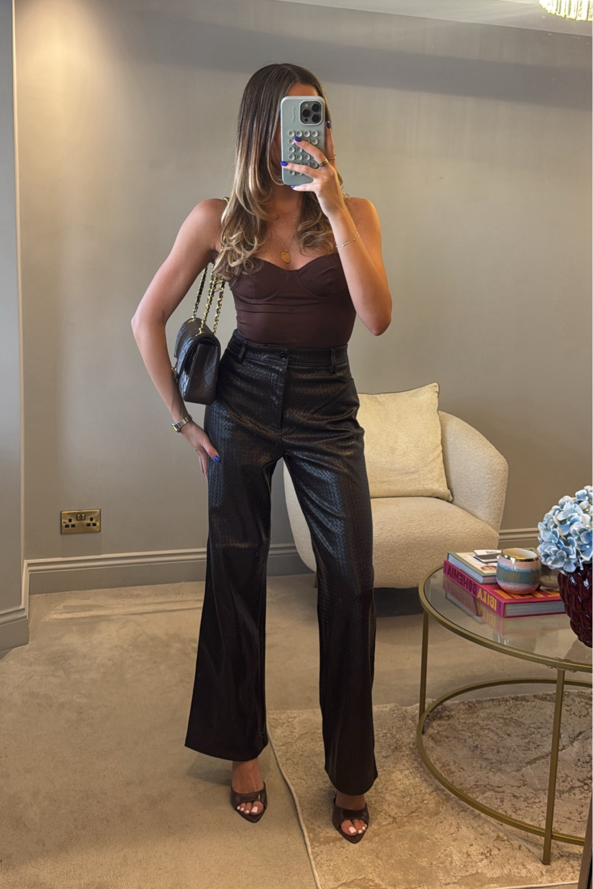 Brown outfit. Bodysuit. Leather trousers. H&M. H&M new in. Ego. Zara. Mango. Heeled mules. Mule heels. High heels  

#LTKuk #LTKautumn #LTKstyletip