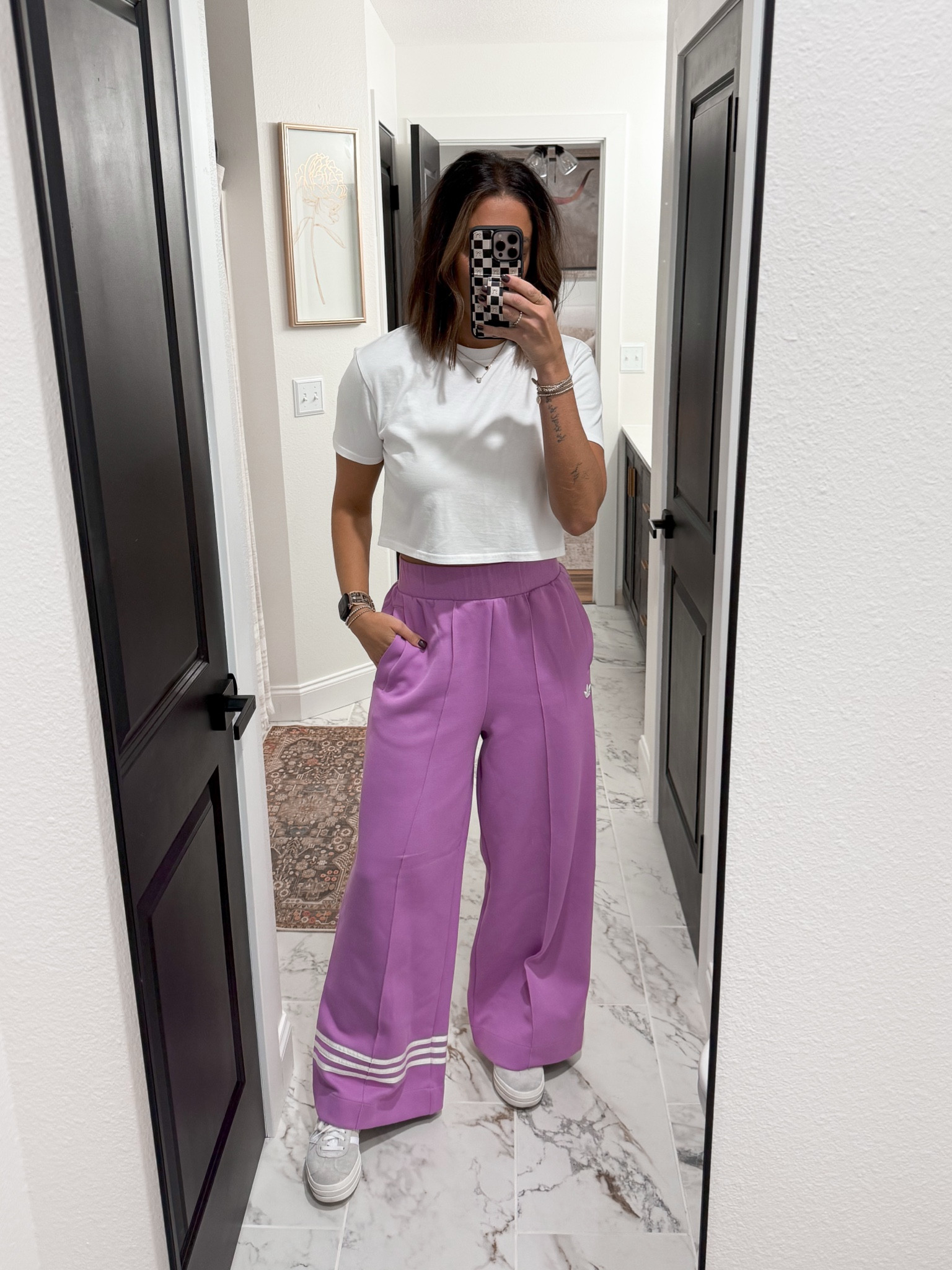 Cropped Tee-medium
Wide Leg Pants-medium
Sneakers-7.5

#LTKStyleTip #LTKActive #LTKShoeCrush