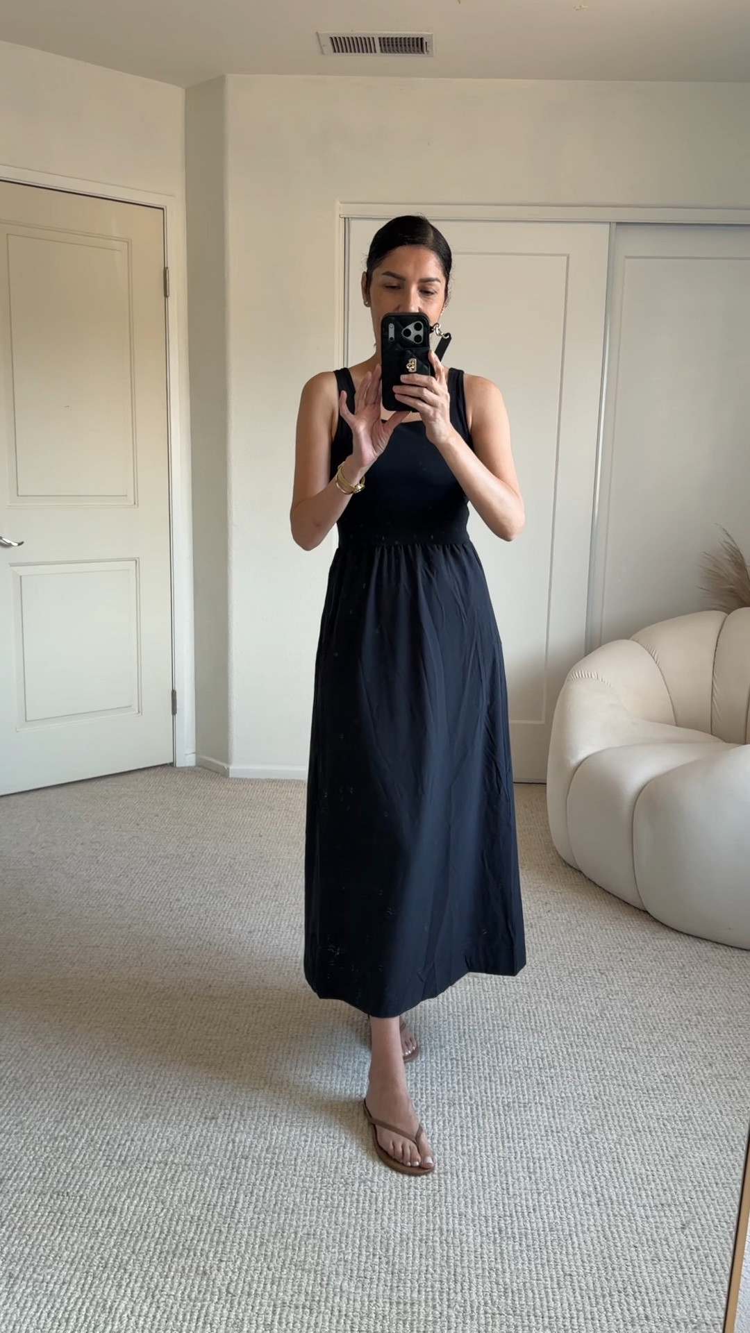 Actiwear on sale!
This build in bra dress is soo comfortable, and is part of the Target 🎯 activewear collection
.
➡️ Wearing size S

➡️ My Body dimensions 
Bra: 32C (81 cm)
Waist:26" (66 cm)
Hips: 38" (96.5 cm)
Height: 5'7" (170 cm)

#LTKSaleAlert #LTKU