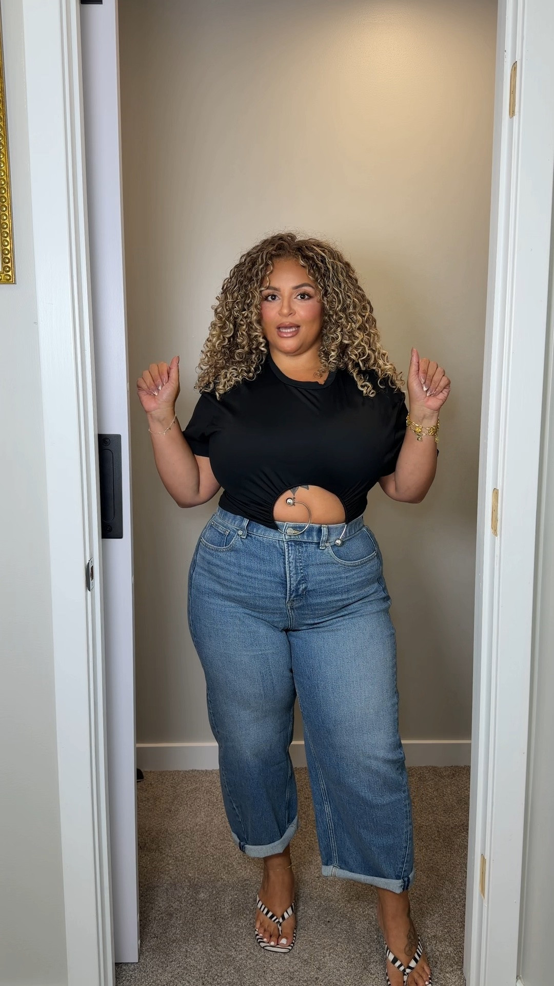 Wearing a petite xl in jeans 
Wearing xl in tops

#LTKmomlife #LTKU #LTKPlusSize