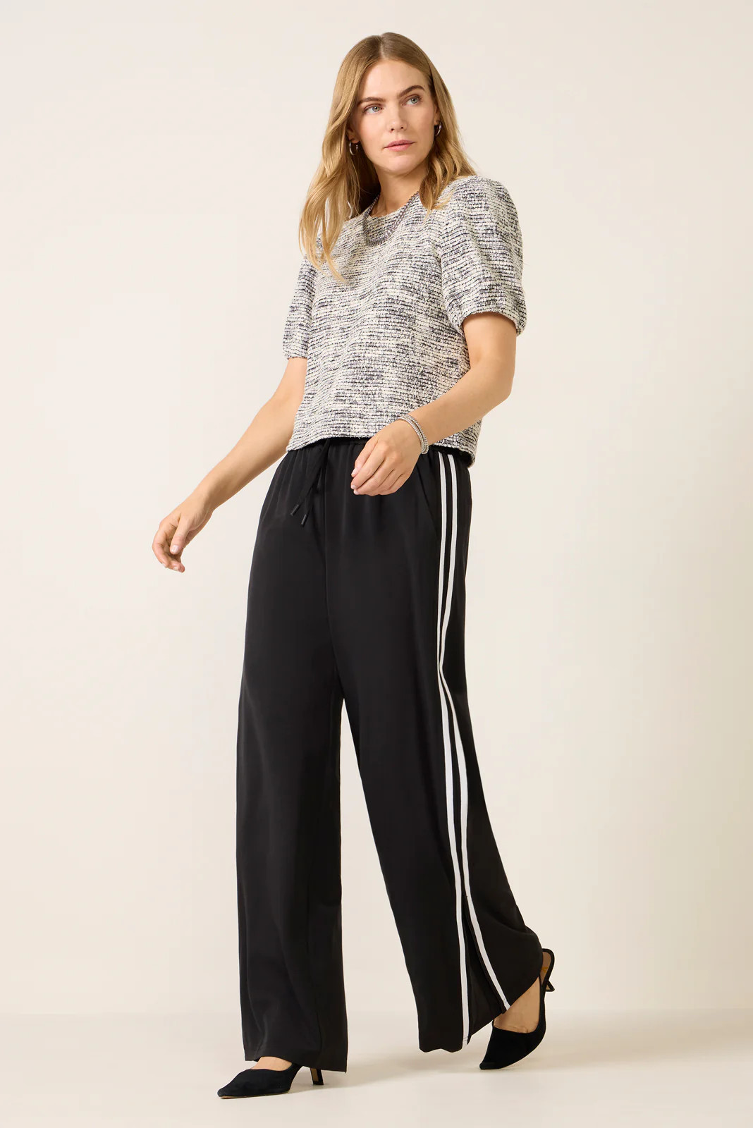 EVEREVE Women's Tala Zip Track Pants, Size Small, Black | Evereve