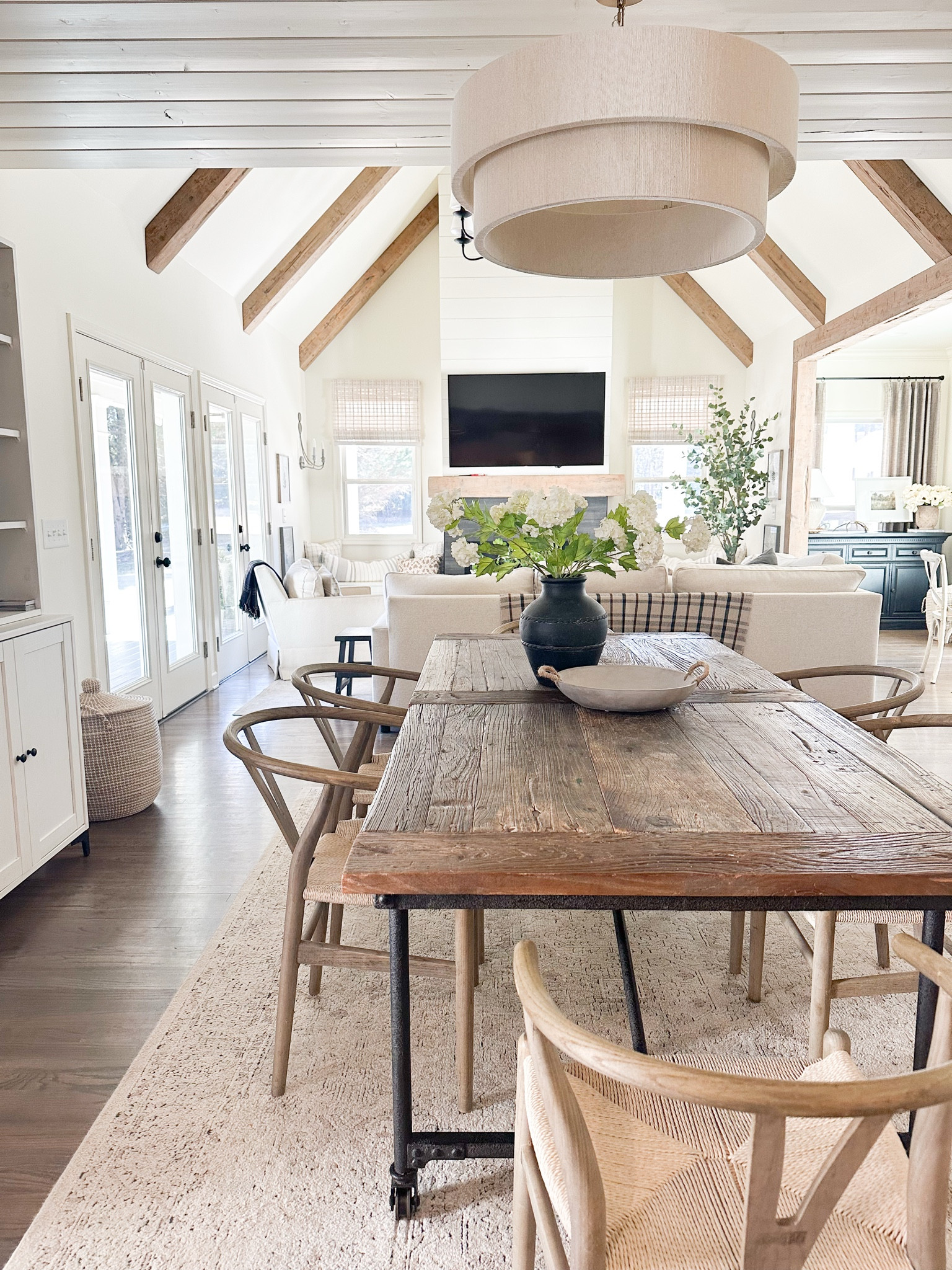Home decor, transitional decor, dining room 

#LTKFindsUnder100 #LTKStyleTip #LTKHome