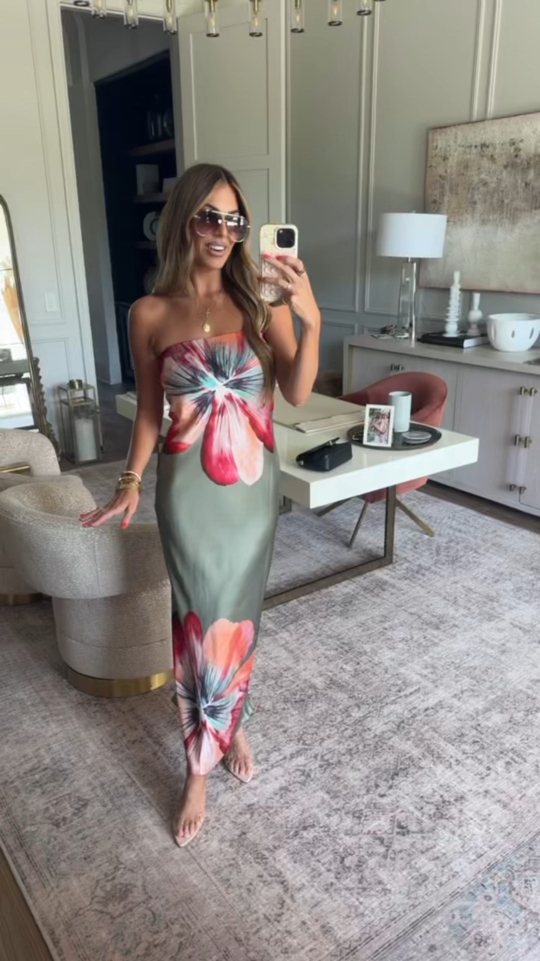 This dress would be stunning for a fall wedding! 

Size small 

#LTKStyleTip #LTKSeasonal