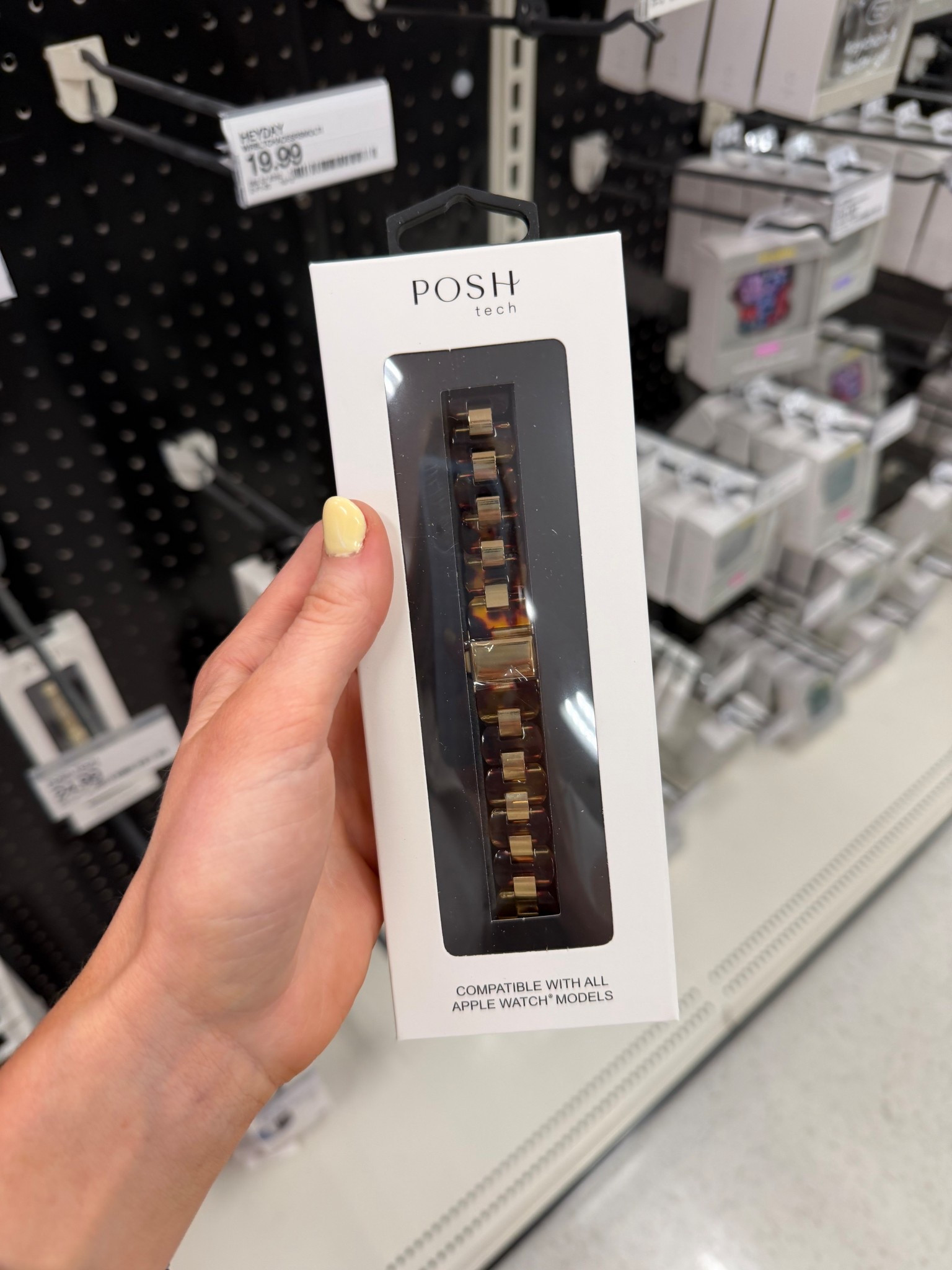 Posh tech Apple Watch bands are now in Target! 
