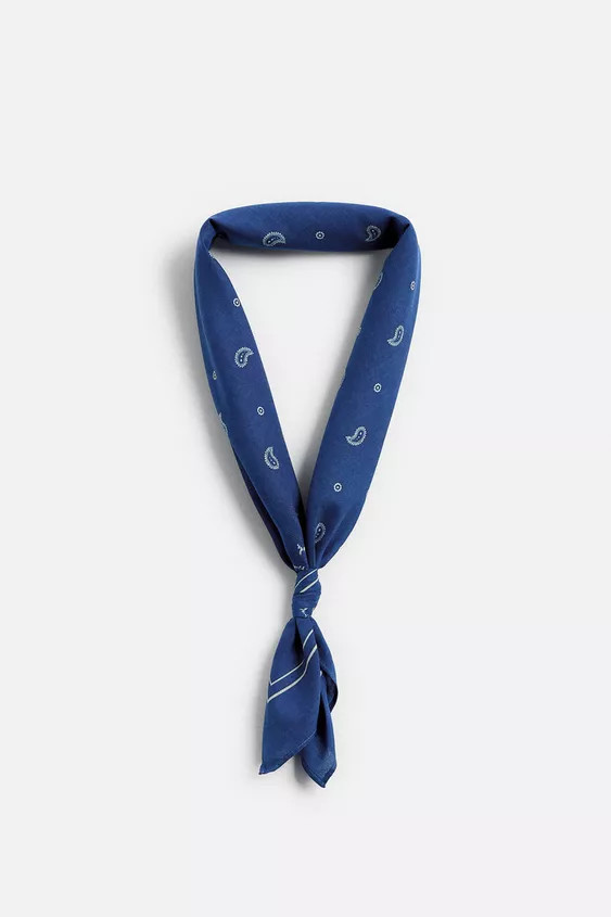 Bandana made of cotton.DIMENSIONS: 23.6 x 23.6 inches (60 x 60 cm) | Zara US
