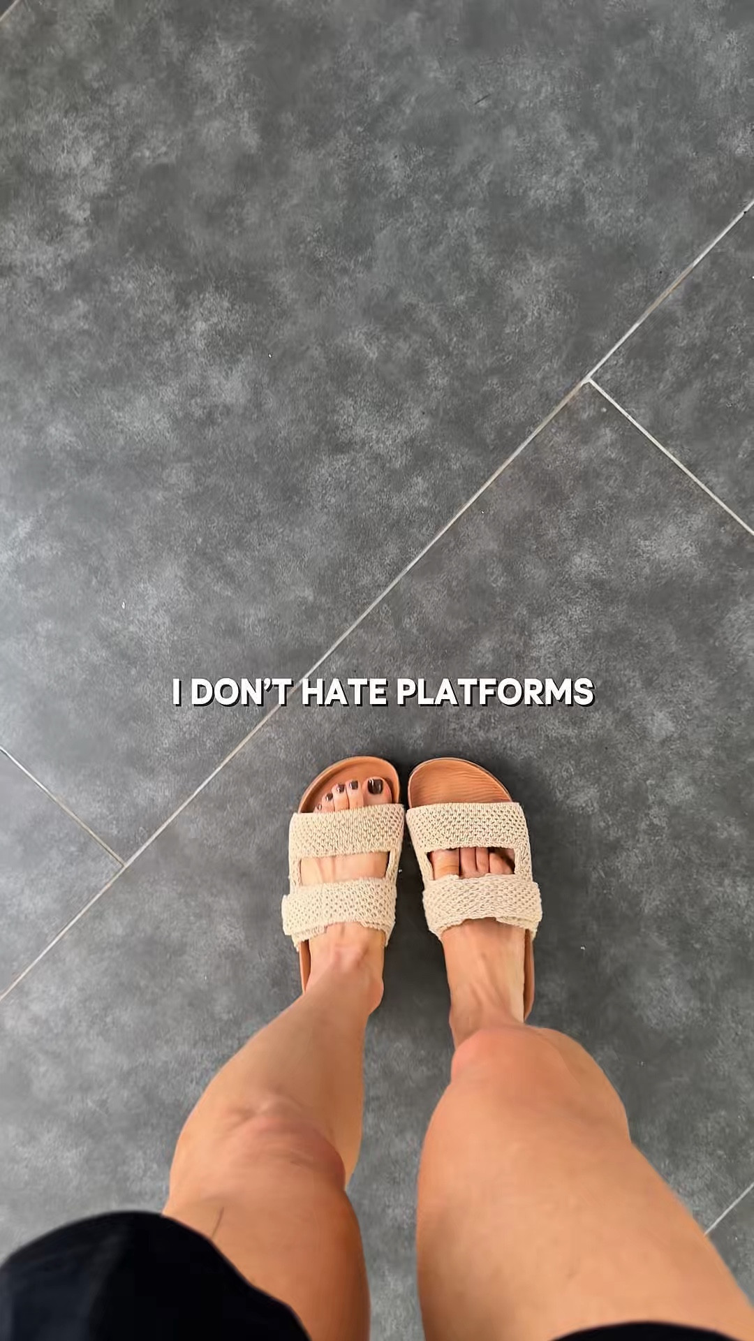 Petite foot platform sandals that are not bulky! 

#LTKPetite #LTKootd