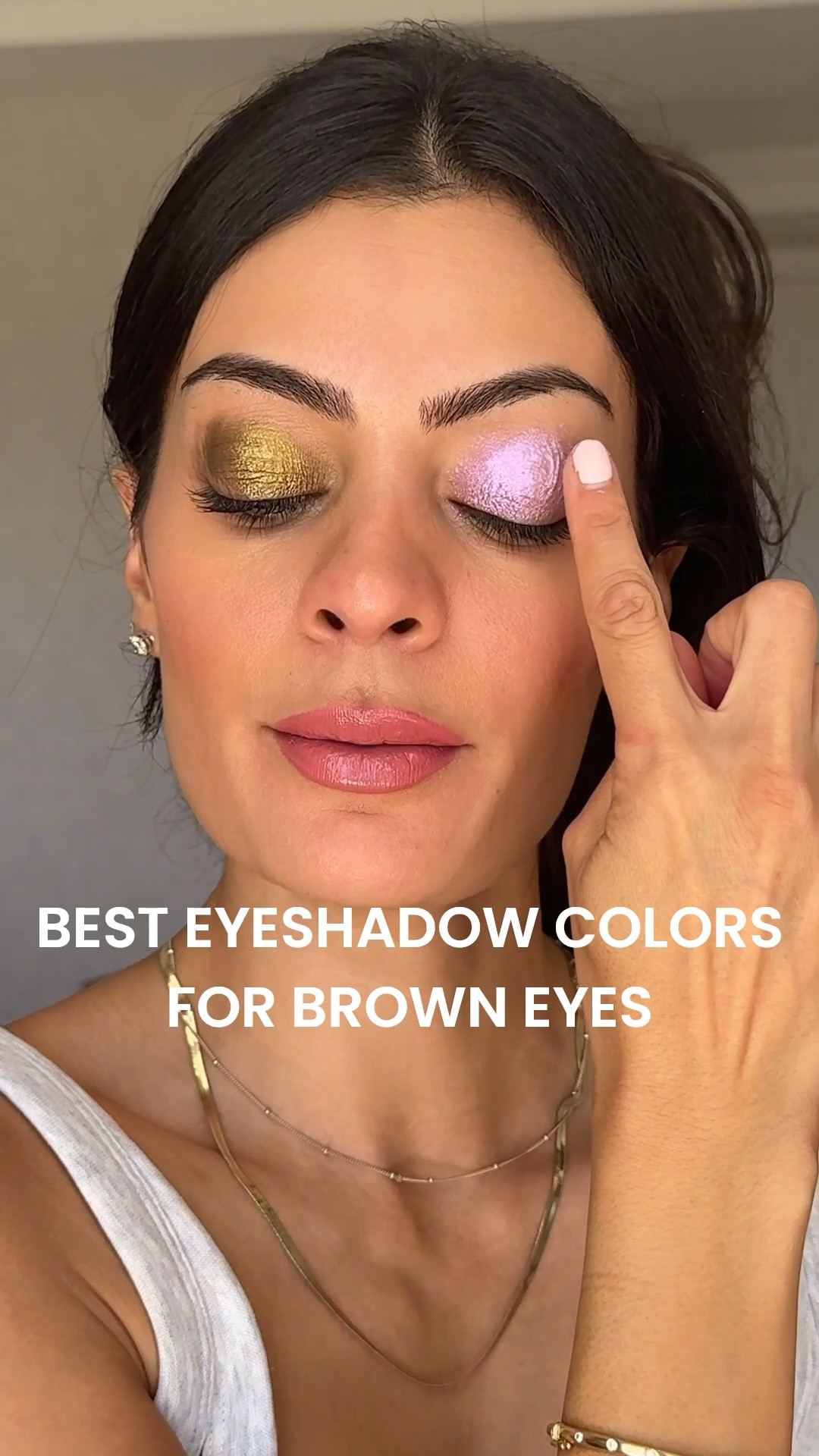 -Golden olive is from makeup revolution eternal icon palette 
-Pink lavender is from Anastasia Beverly Hills fall romance palette 
-Navy blue is from NYX ultimate vintage Jean baby palette
-Chocolate shimmer is make beauty metal-reflecting eyeshadow in fusion
-Rose gold chrome is Armani eye tint in 44s

#LTKFindsUnder50 #LTKBeauty #LTKSeasonal