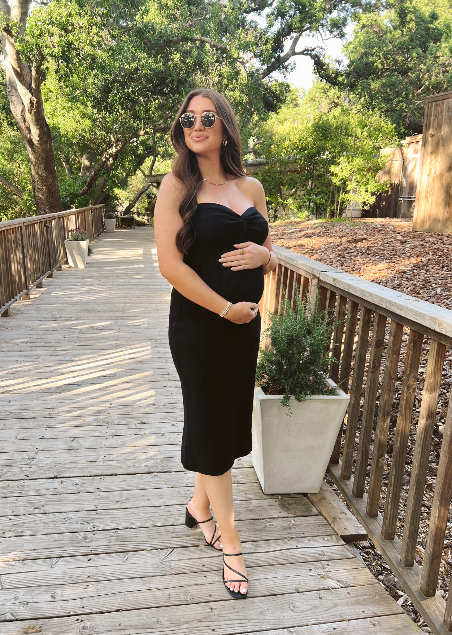 33 weeks pregnant. Went up 1 size in dress

#LTKstyletip #LTKbump #LTKunder50