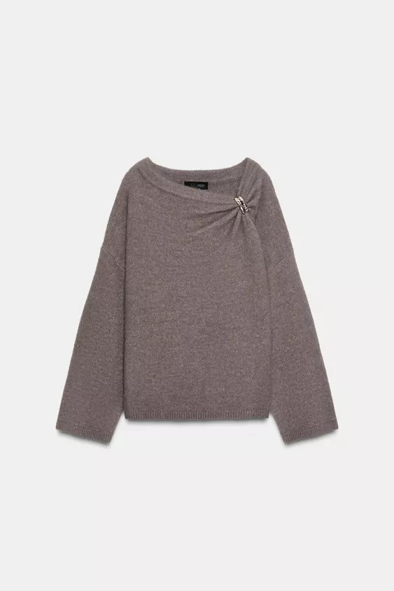 KNIT JUMPER WITH BROOCH | Zara US