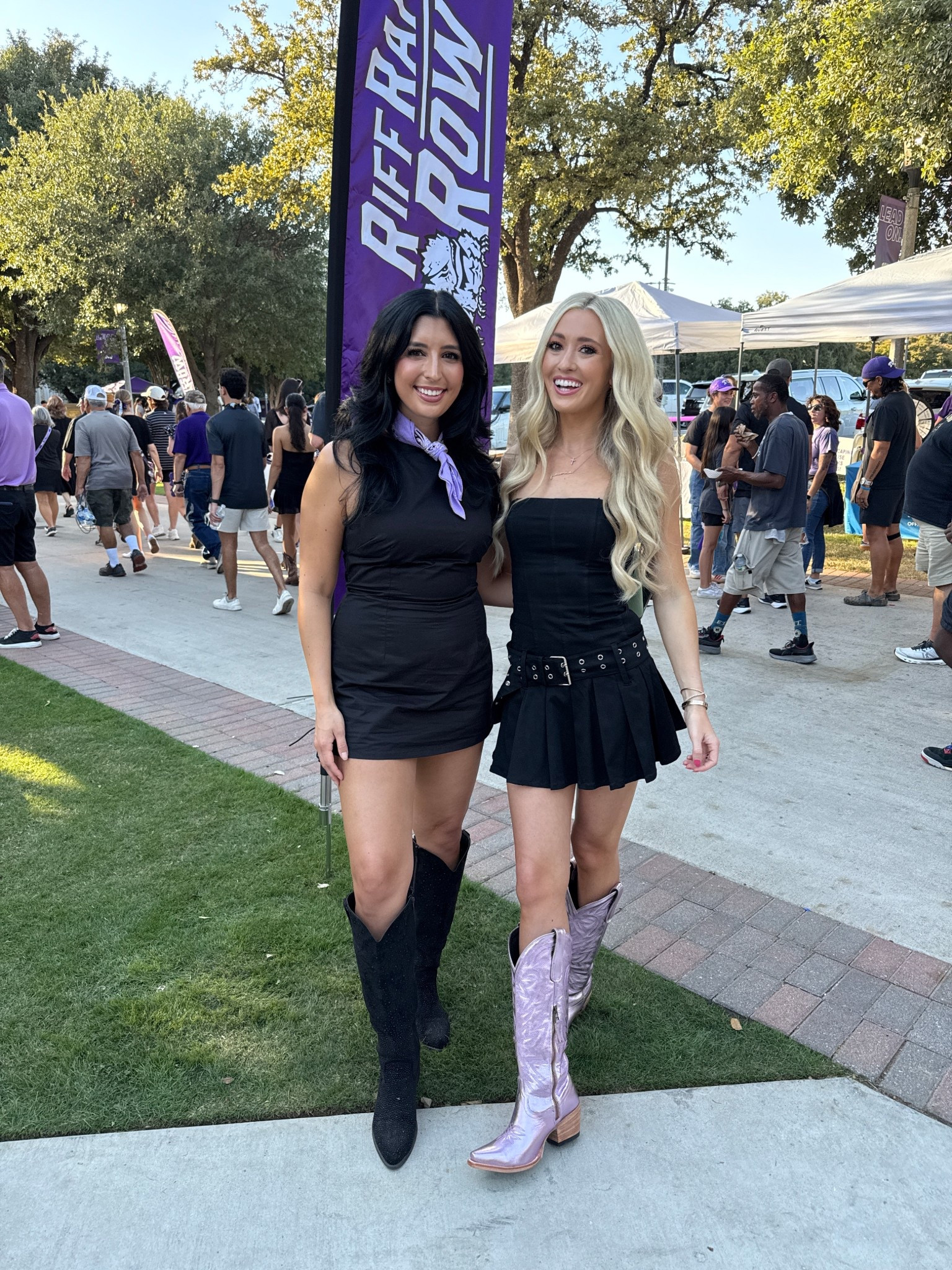 TCU black out game ootd 🖤🖤 

#LTKSeasonal #LTKFindsUnder100 #LTKShoeCrush