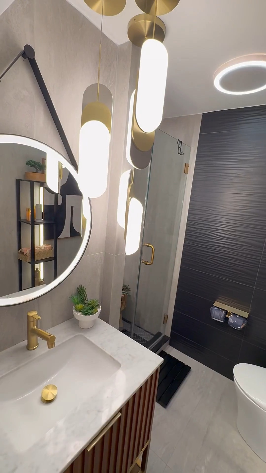 Bathroom gadgets and decor that elevate your space

#LTKHome #LTKSaleAlert