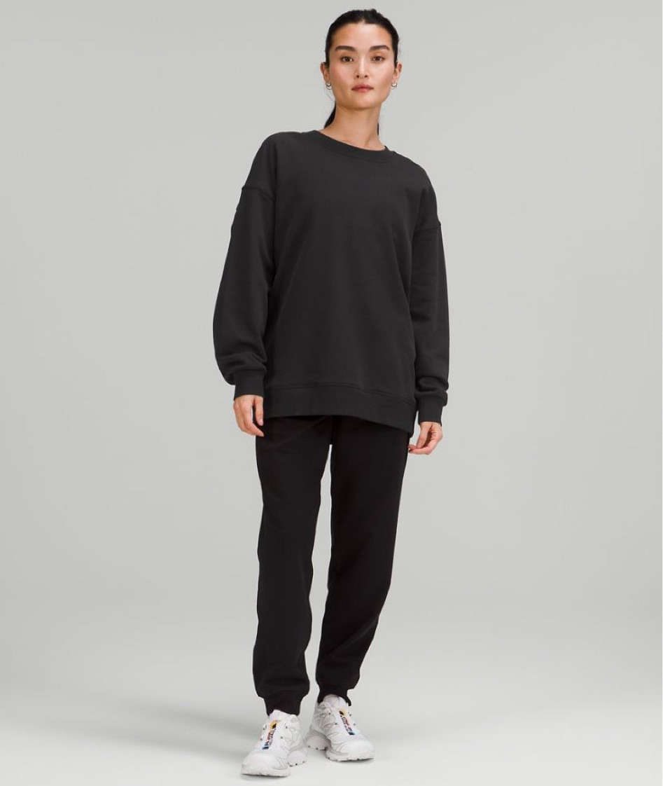 Black lulu sweatshirt! Mine is a size 4 and still oversized! 

#LTKfit #LTKsalealert #LTKunder100