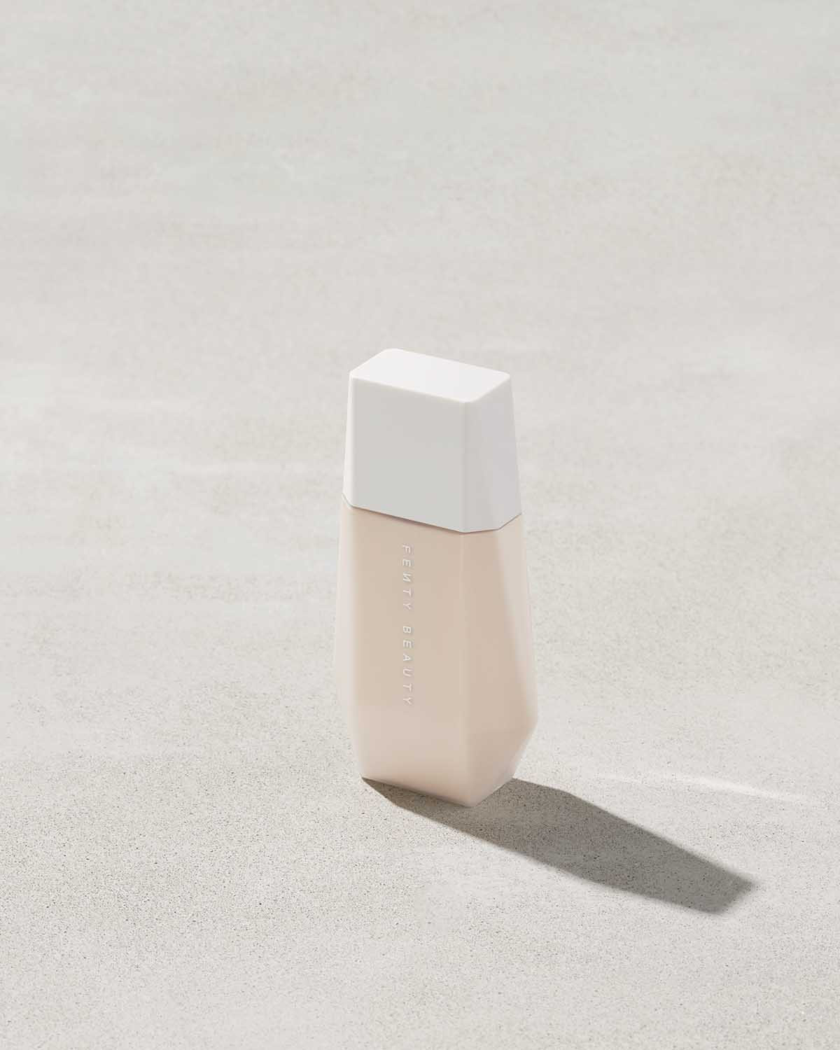 Eaze Drop Lightweight Blurring Skin Tint 1 | Fenty Beauty