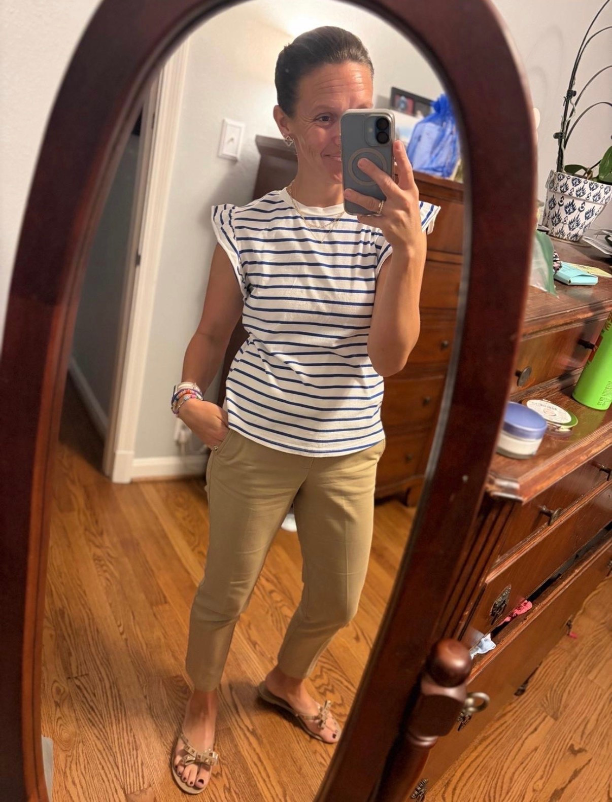 These pants are on the higher end of my usual budget, but they’re such great quality and I’ve had them for years. 

@gapstyle @Quince   #teacheroutfit #workcasual #workpants #boattote #amazon #sandals #jellysandals #monogramnecklace #designerdupe #beewatch

#LTKSaleAlert #LTKOver40 #LTKWorkwear