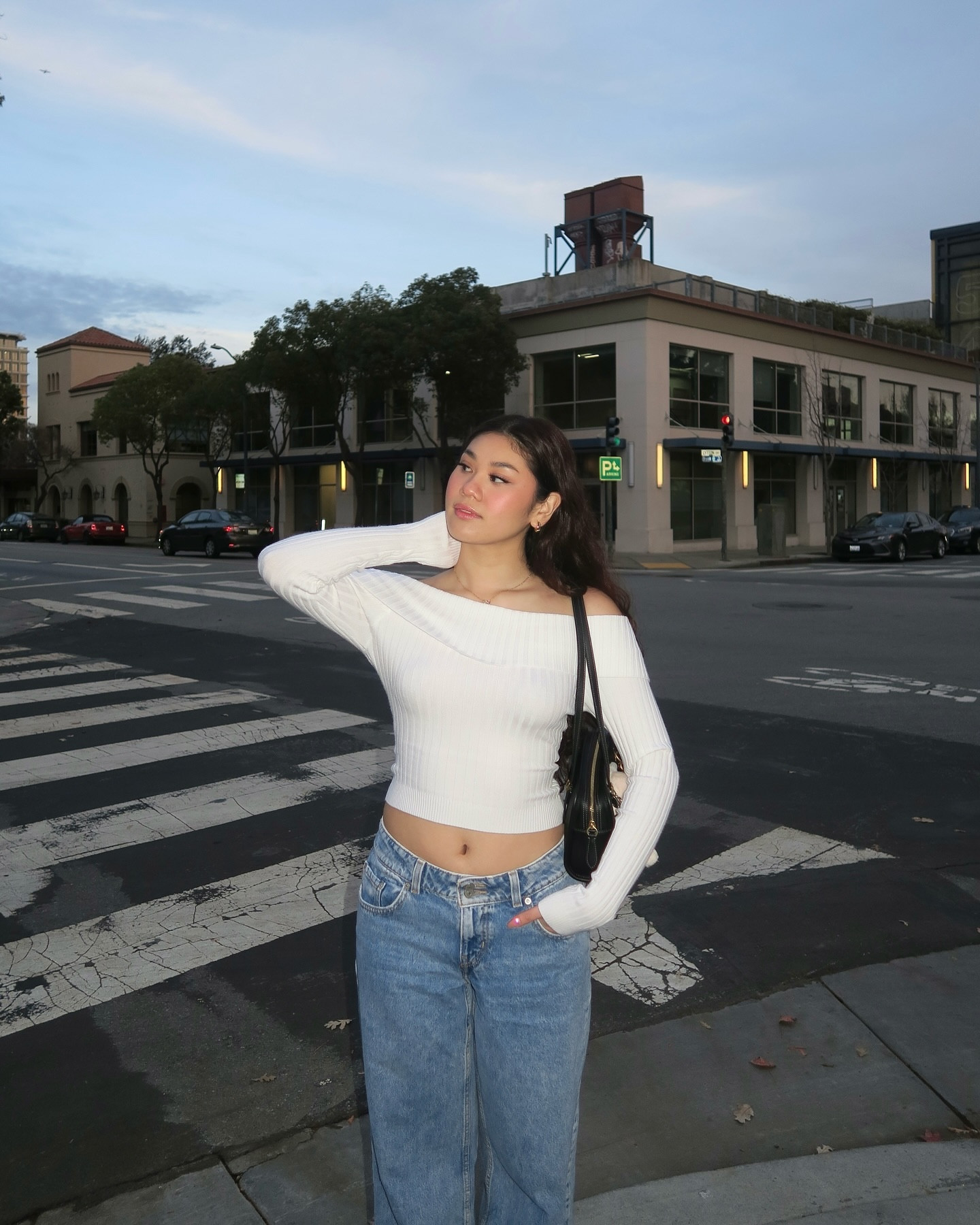 something simple 🤍
@citybeachaustralia 

·

·

use code “STYLEGOALS” to save 💵💖

·

·

#cityoutfit #casualstyle #casualoutfit #outfitinspo #outfitinspiration

#LTKStyleTip #LTKSeasonal