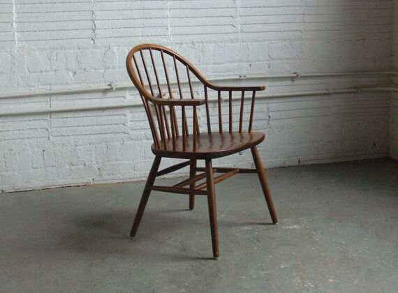 Claud Bunyard for Nichols and Stone Continous Bow Back Windsor - Etsy | Etsy (US)