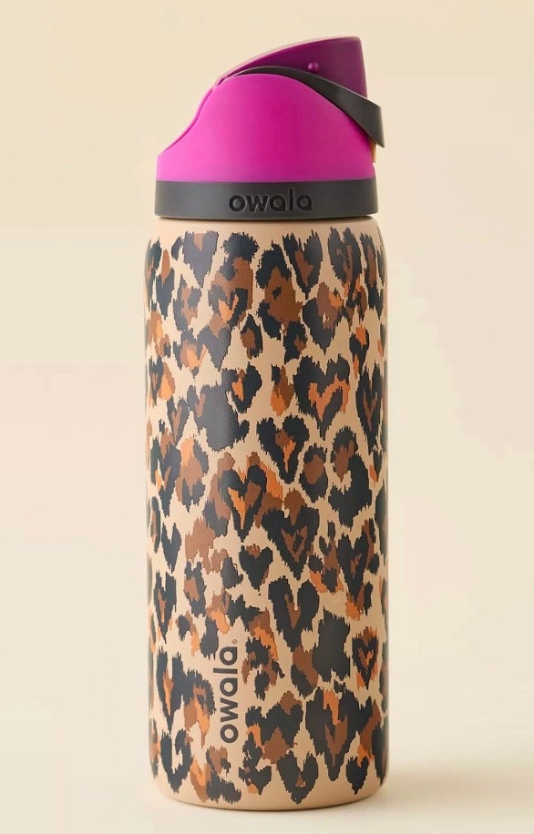 Good Morning! Kicking off the day with a super fun new Owala Launch! This print is being carried exclusively by Urban Outfitters - they get some of the most rare Owala options through an exclusive partnership they have together. Love this! 🩷 

#LTKHome #LTKSeasonal #LTKActive