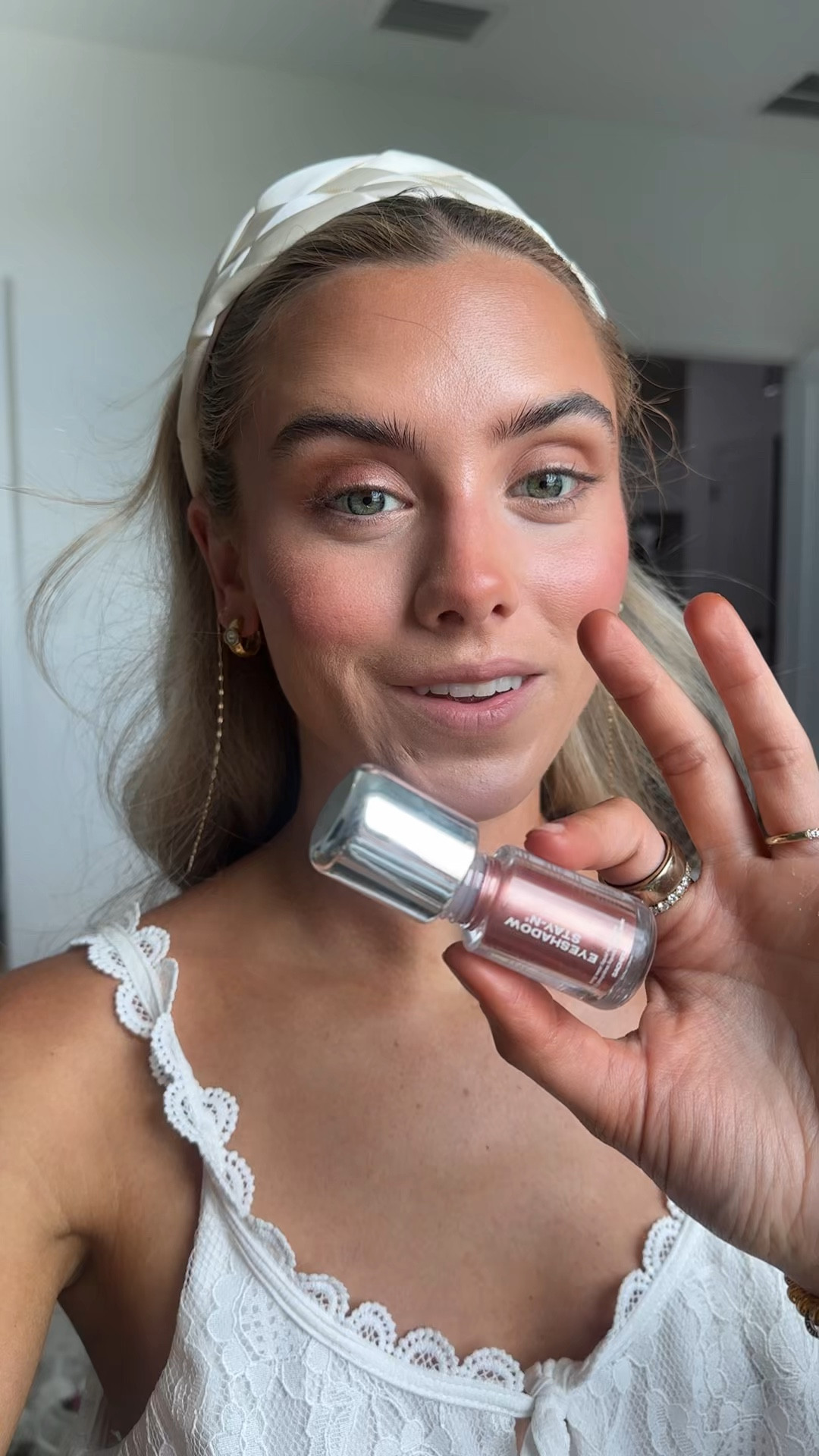 Sacheu Liquid Eyeshadow STAY-N Longwear Eye Makeup — Buildable Highly Pigmented & Blendable Eye Shadow Cream in Matte & Shimmer Finishes, Shu-ggah @sacheu     @ulta   @Target

#LTKgrwm #LTKselfcare #LTKBeauty