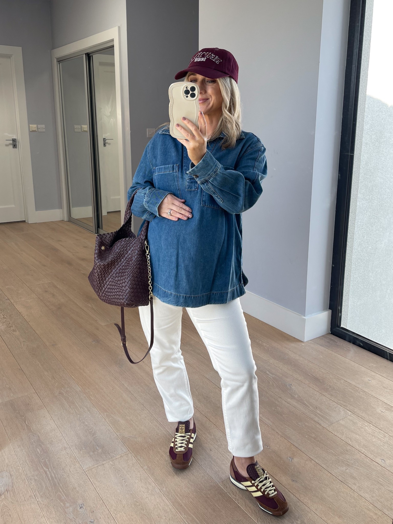 Shirt is M&S wearing a size 12 
Jeans maternity- wearing a size S 
Cap - @h&m
Bag - Dunne 

#LTKmaternity #LTKstyletip #LTKireland