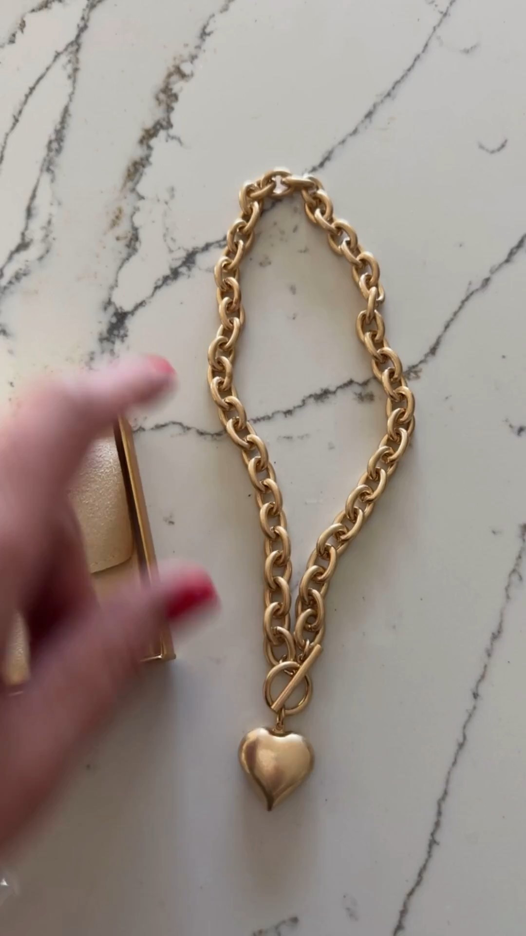 This heart necklace is SO nice! It doesn’t look or feel cheap at all but it’s less than $19! #LTKGiftGuide 

Follow my LTK @thespoiledhome on the @shop.LTK app to view this post and get my exclusive app-only content!

#liketkit #LTKSaleAlert #LTKFindsUnder50
@shop.ltk
https://liketk.it/5K3vl