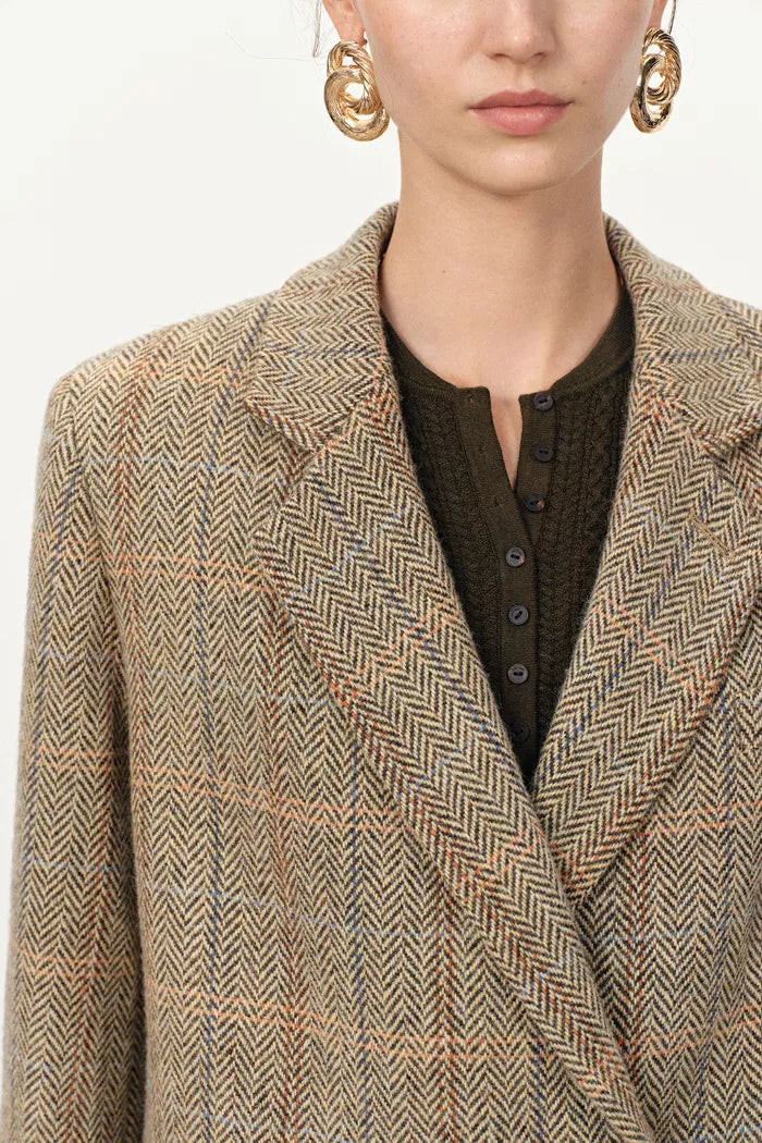 Daphne Soft Checkered Blazer in Merino Wool Herringbone | Fabrique