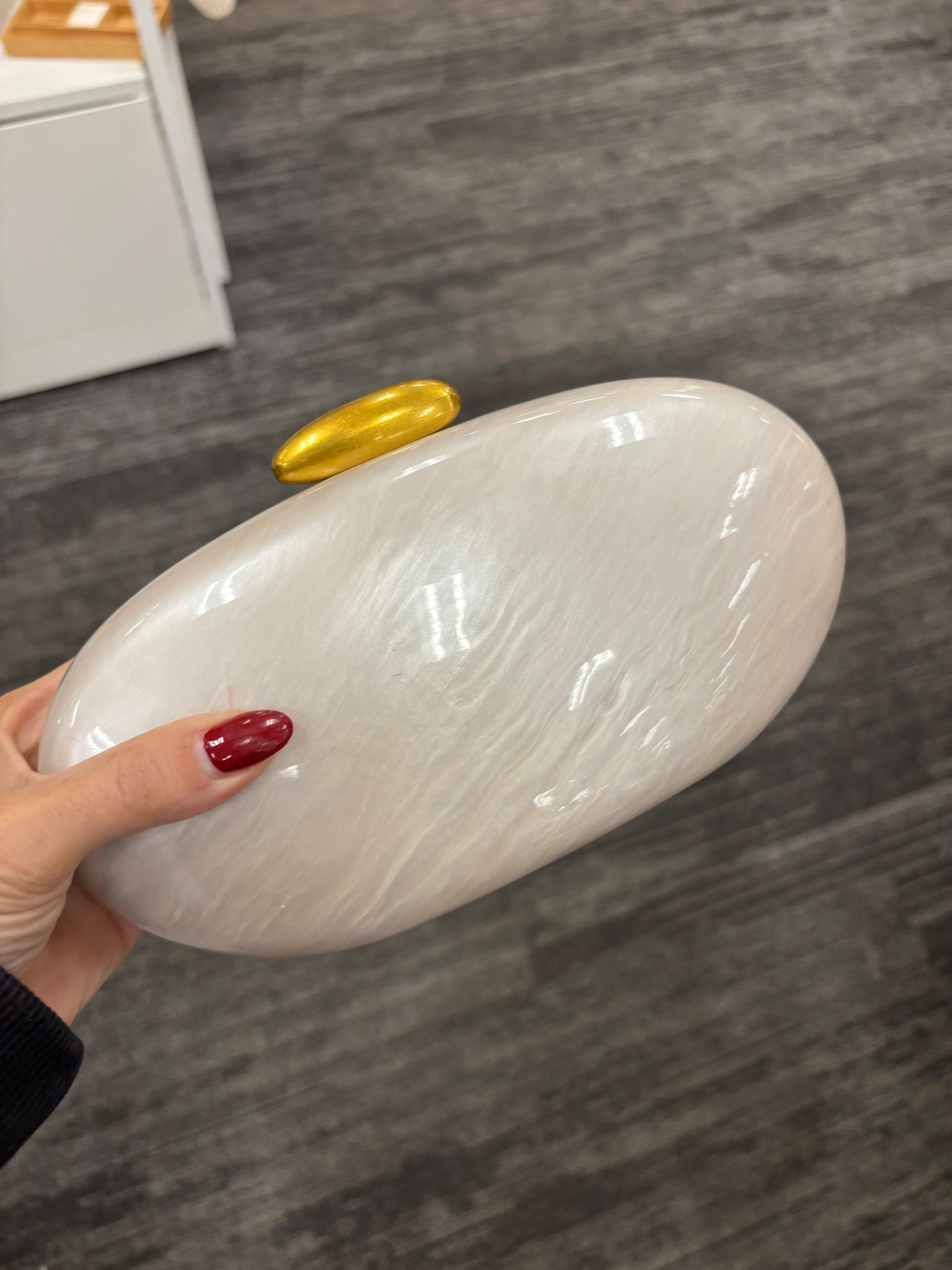 Clutch with gold strap 


#LTKGiftGuide #LTKFindsUnder50 #LTKHoliday