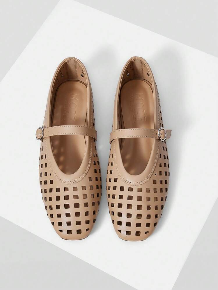 MOTF PREMIUM HOLLOW OUT PU LEATHER BALLET FLATS | SHEIN